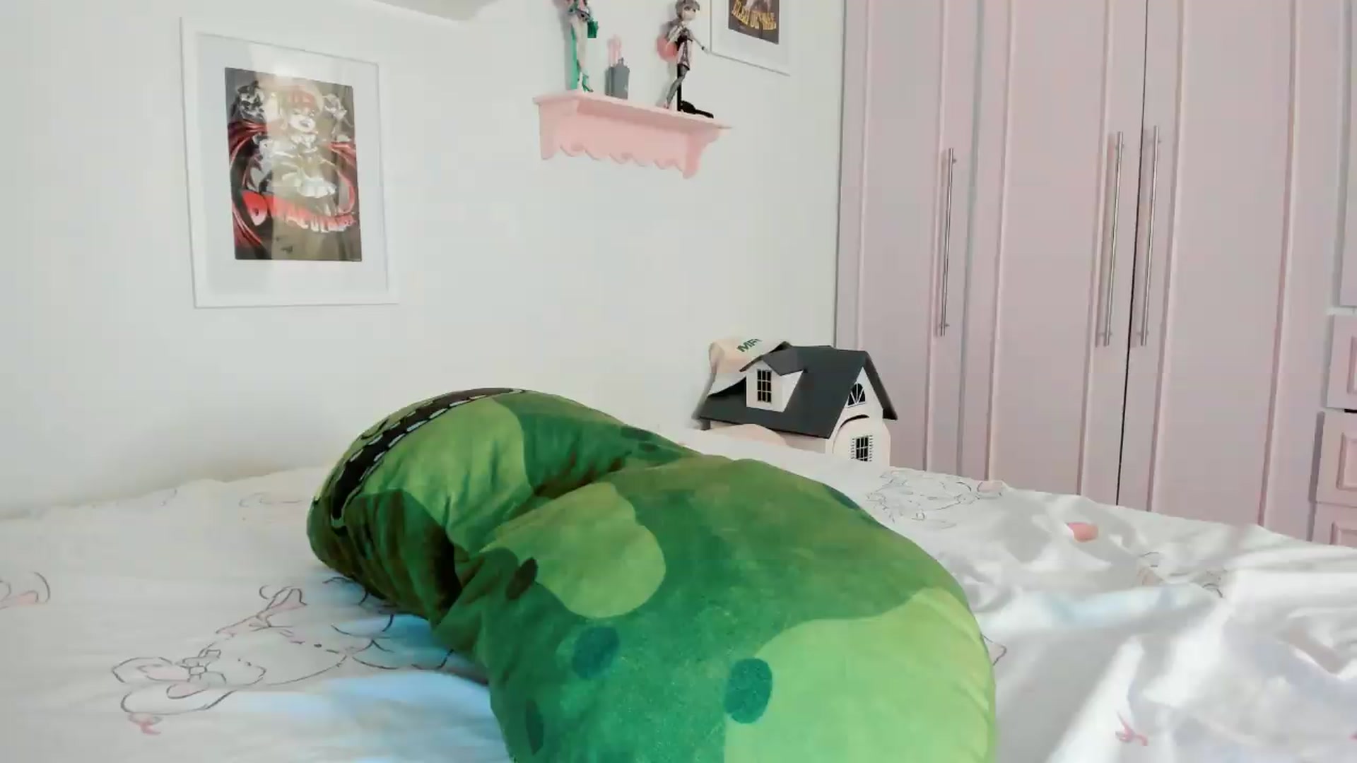Gallery image thumbnail from Cherrycute666's myfreecams stream on, 05/10/2026, 03:06 image 15 of 20