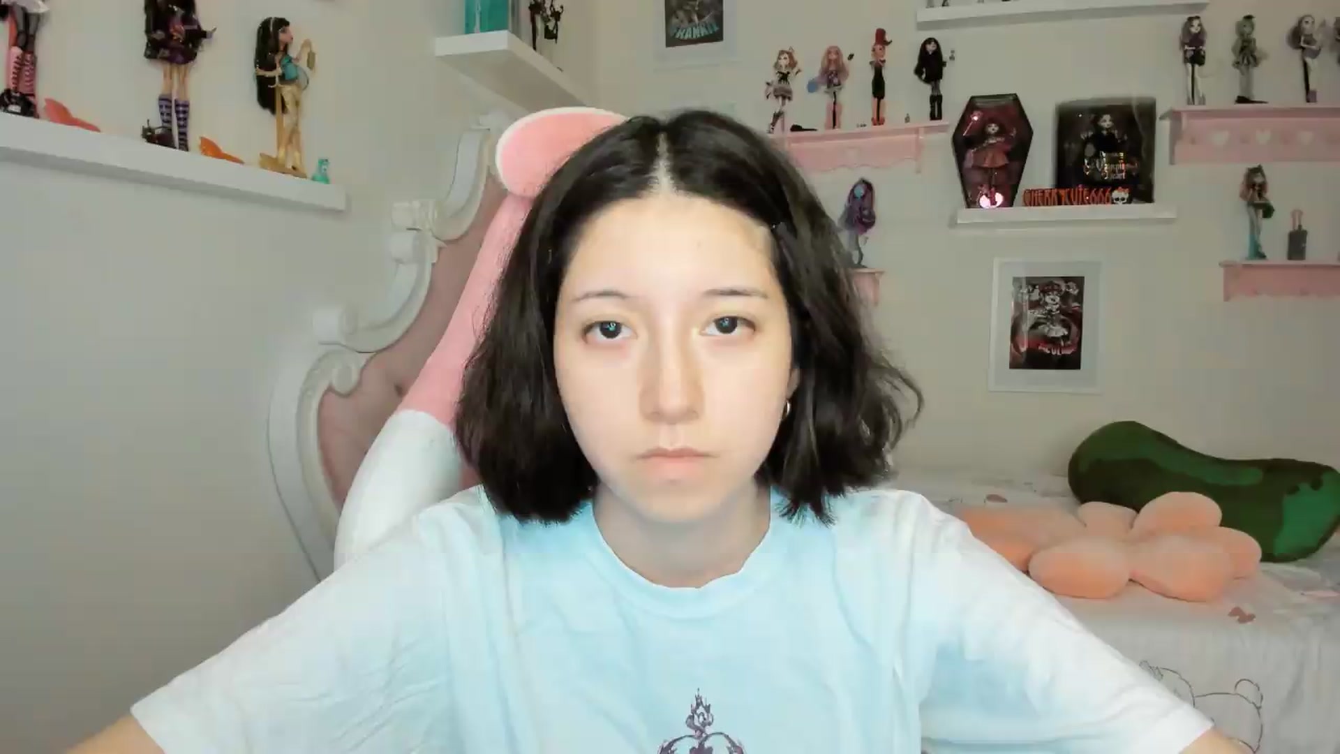 Gallery image thumbnail from Cherrycute666's myfreecams stream on, 05/10/2026, 07:55 image 10 of 20