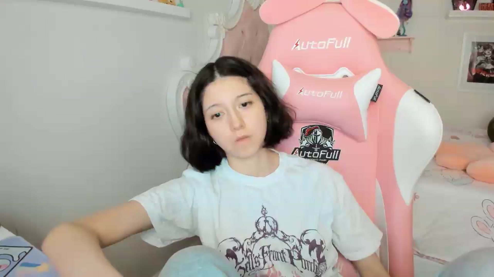 Gallery image thumbnail from Cherrycute666's myfreecams stream on, 05/10/2026, 08:50 image 6 of 20