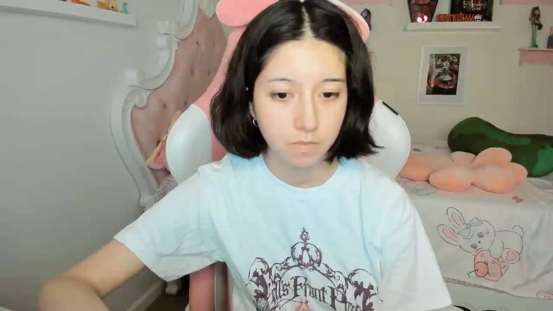 Gallery image thumbnail from Cherrycute666's myfreecams stream on, 05/10/2026, 08:50 image 18 of 20