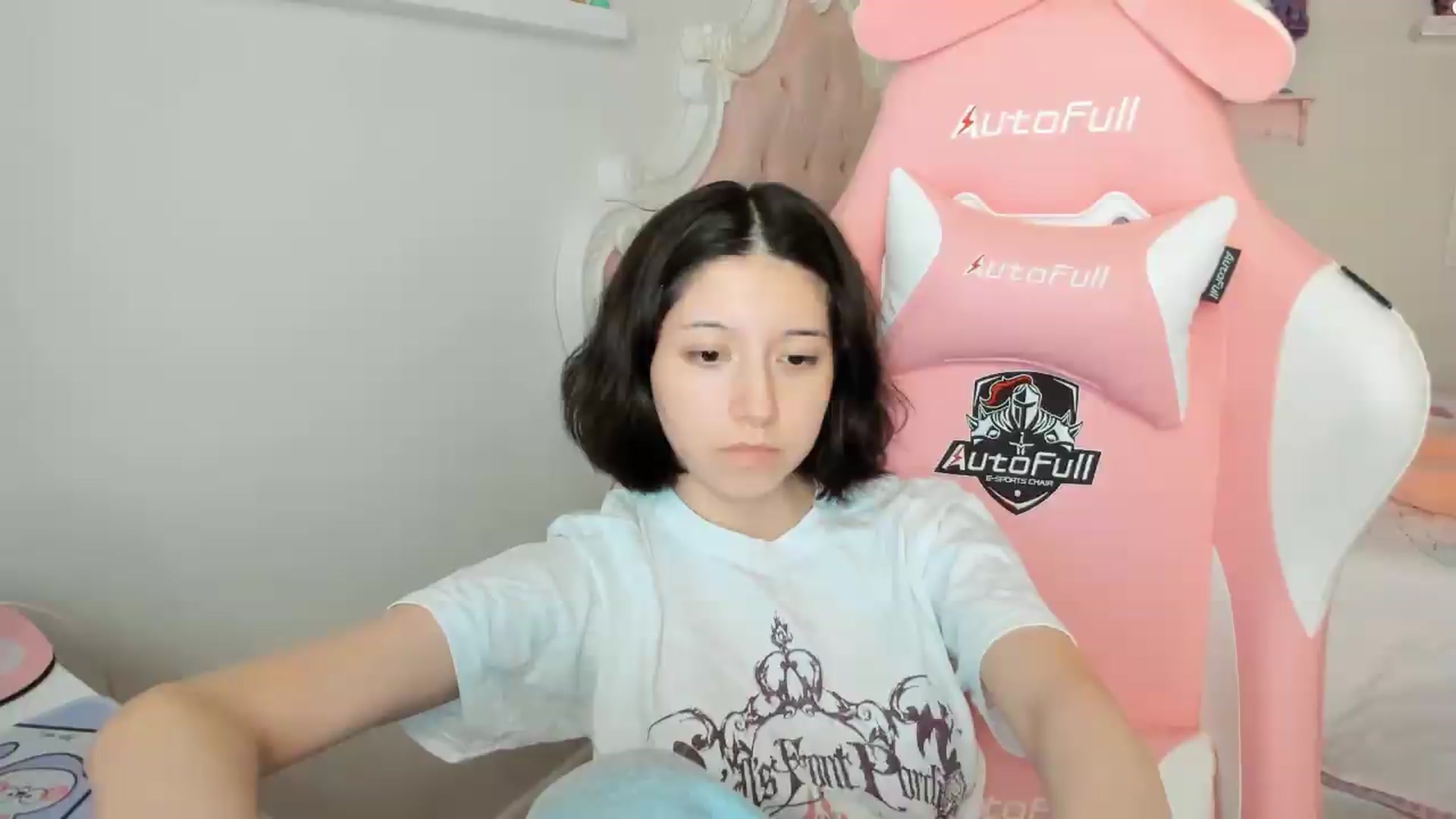 Gallery image thumbnail from Cherrycute666's myfreecams stream on, 05/10/2026, 08:50 image 9 of 20