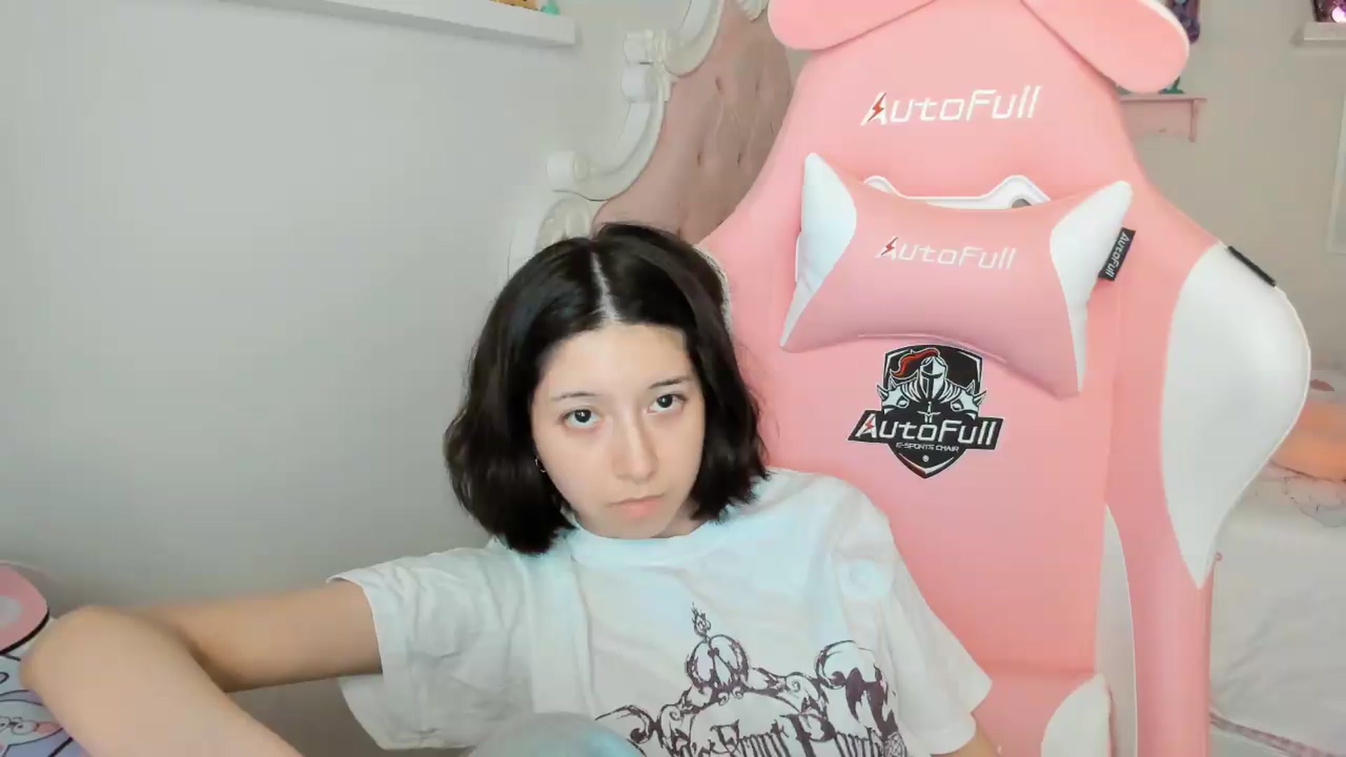 Gallery image thumbnail from Cherrycute666's myfreecams stream on, 05/10/2026, 08:50 image 14 of 20