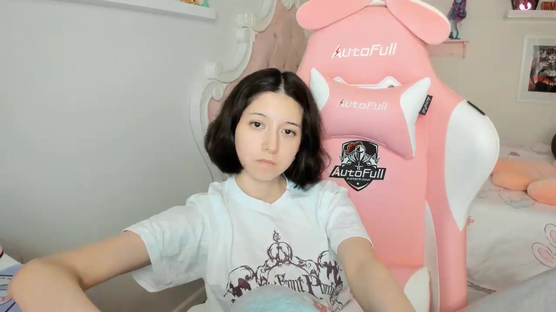 Gallery image thumbnail from Cherrycute666's myfreecams stream on, 05/10/2026, 08:50 image 7 of 20