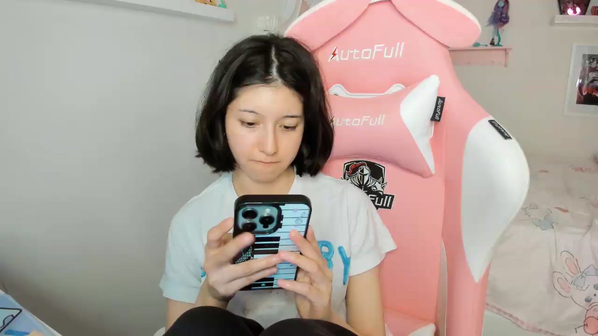 Gallery image thumbnail from Cherrycute666's myfreecams stream on, 05/13/2026, 05:51 image 20 of 20