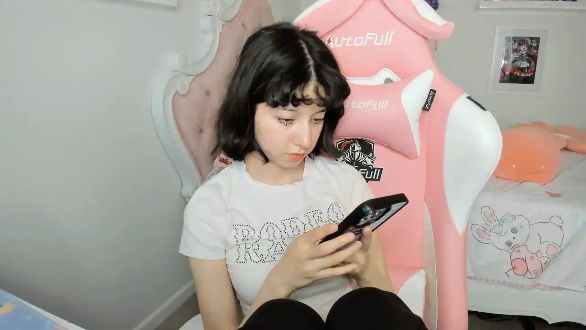 Gallery image thumbnail from Cherrycute666's myfreecams stream on, 05/14/2026, 05:34 image 13 of 20