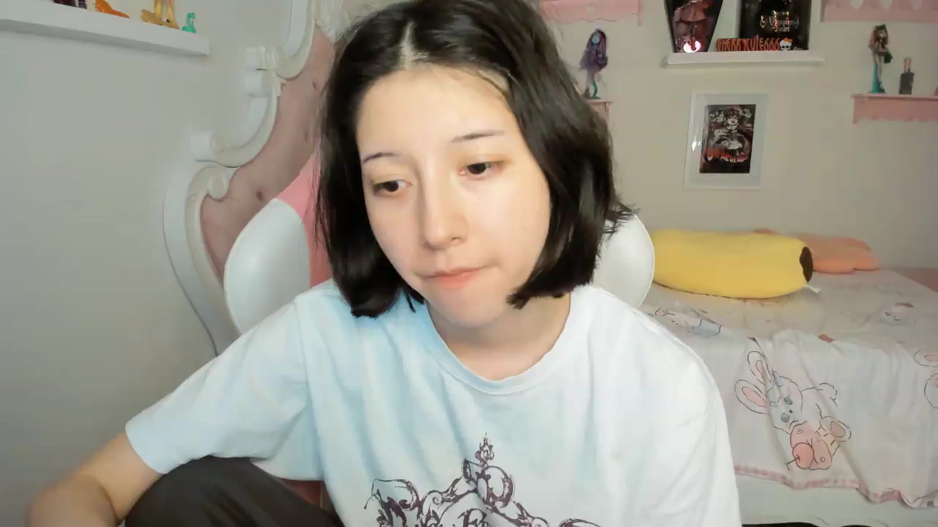 Gallery image thumbnail from Cherrycute666's myfreecams stream on, 05/16/2026, 05:28 image 18 of 20