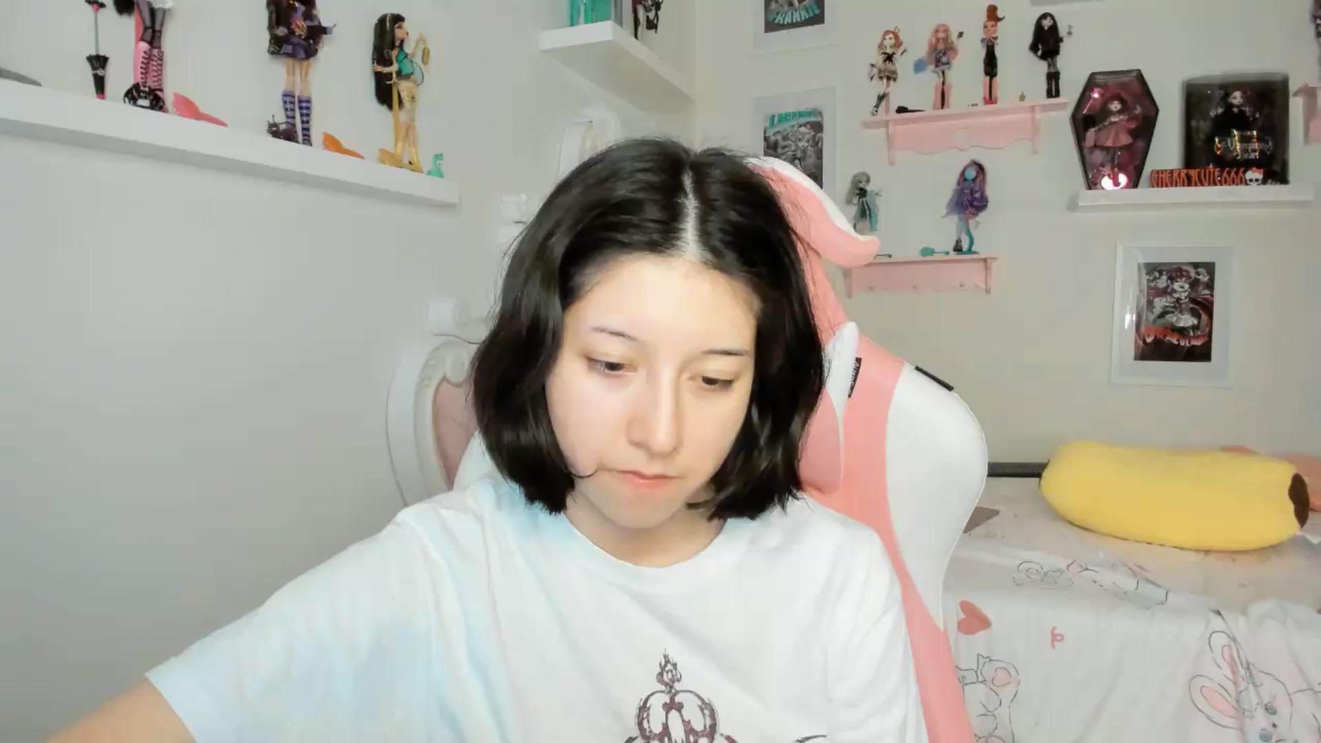 Gallery image thumbnail from Cherrycute666's myfreecams stream on, 05/16/2026, 05:28 image 13 of 20