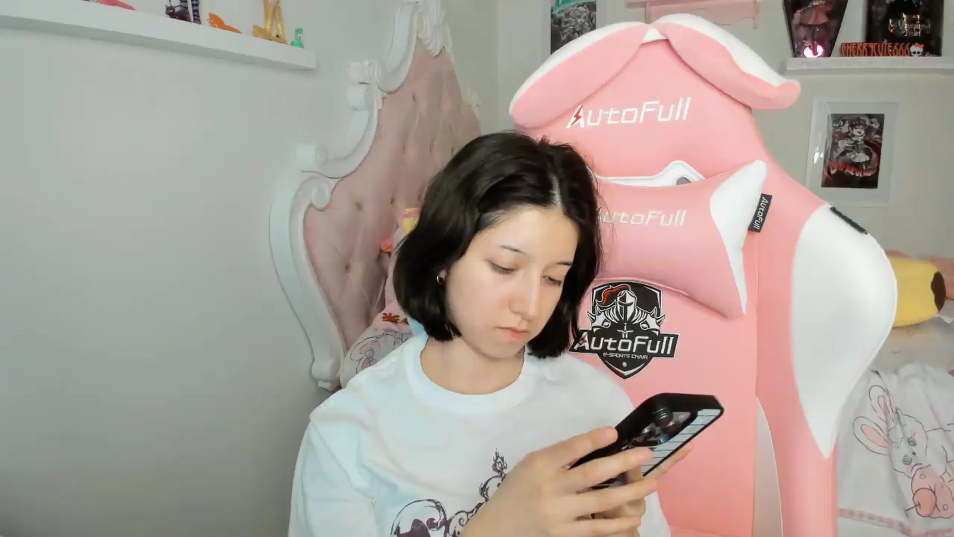 Gallery image thumbnail from Cherrycute666's myfreecams stream on, 05/16/2026, 05:28 image 14 of 20
