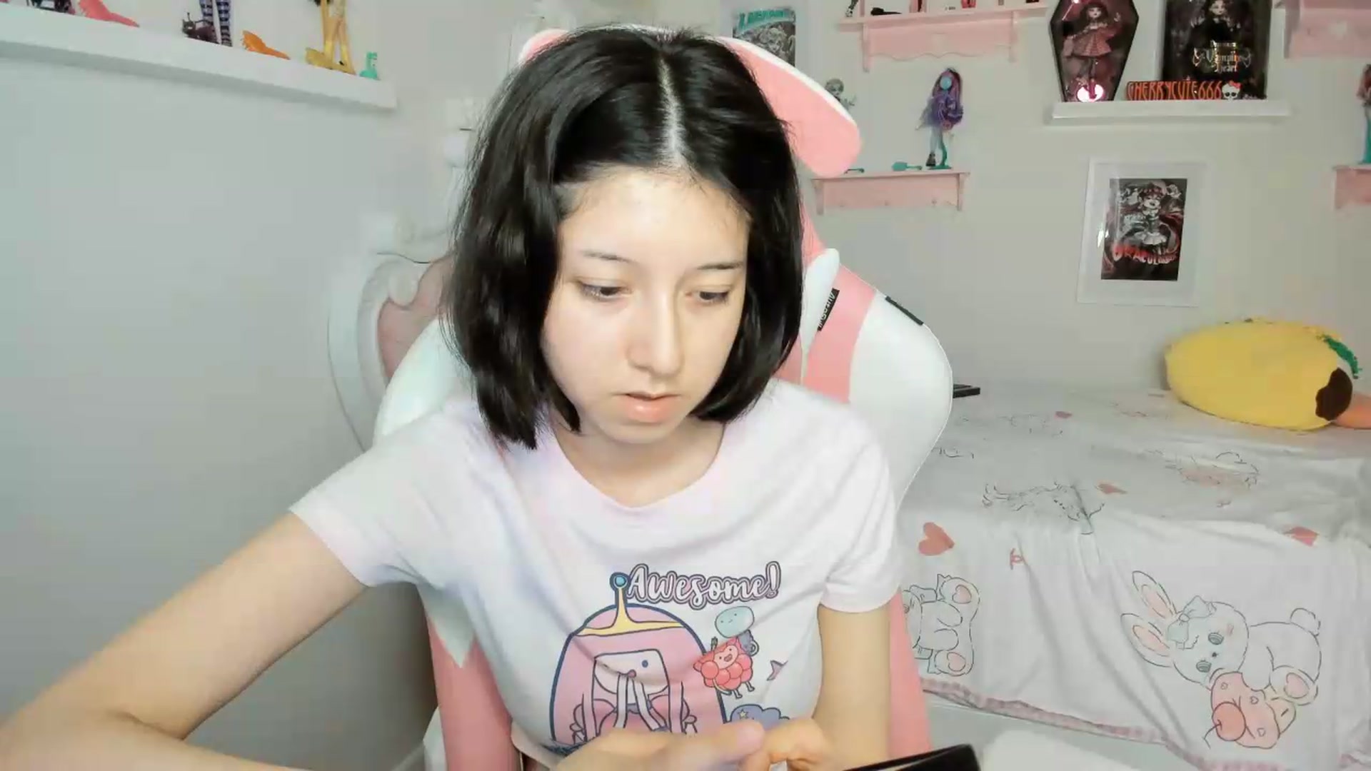 Gallery image thumbnail from Cherrycute666's myfreecams stream on, 05/18/2026, 05:49 image 11 of 20