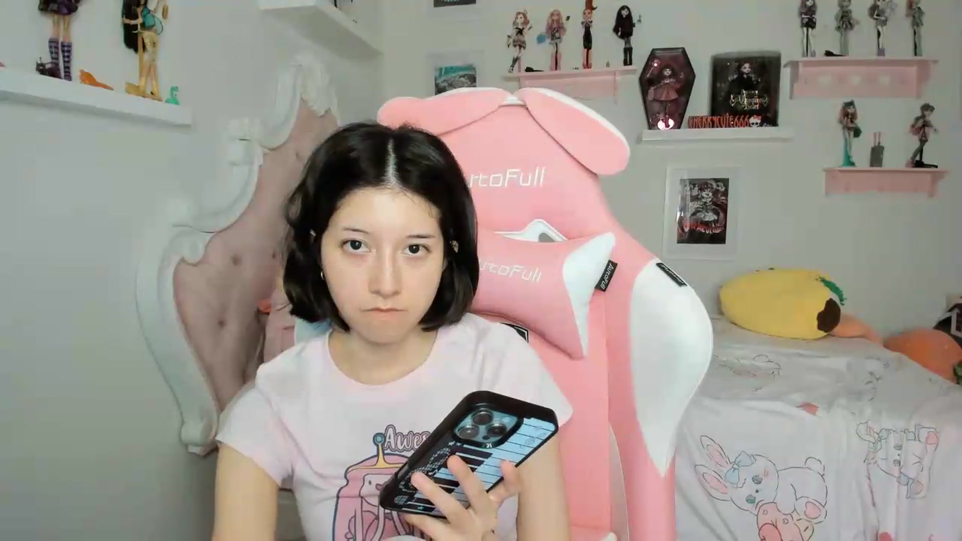 Gallery image thumbnail from Cherrycute666's myfreecams stream on, 05/18/2026, 05:49 image 3 of 20