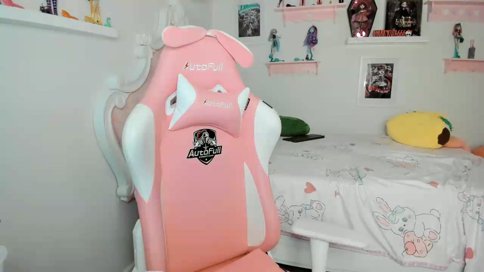 Gallery image thumbnail from Cherrycute666's myfreecams stream on, 05/18/2026, 05:49 image 10 of 20