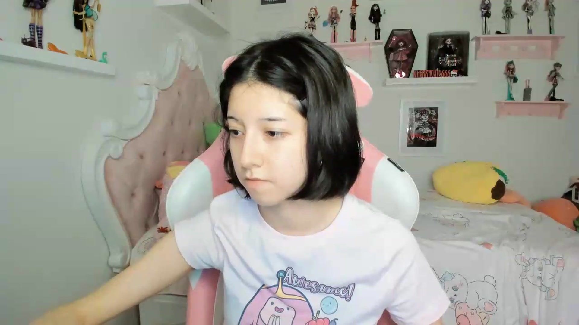 Gallery image thumbnail from Cherrycute666's myfreecams stream on, 05/18/2026, 05:49 image 2 of 20