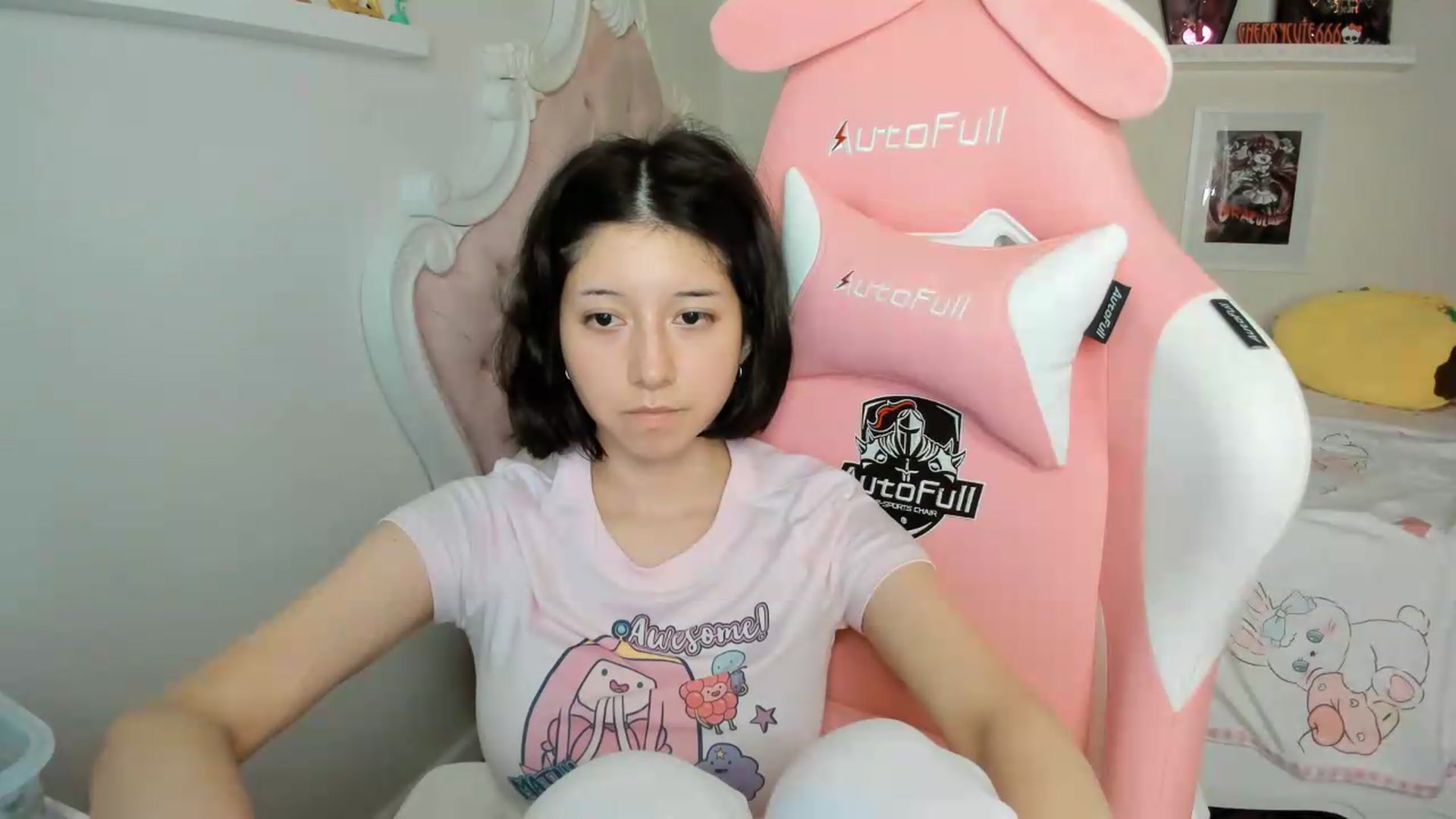 Gallery image thumbnail from Cherrycute666's myfreecams stream on, 05/18/2026, 05:49 image 7 of 20