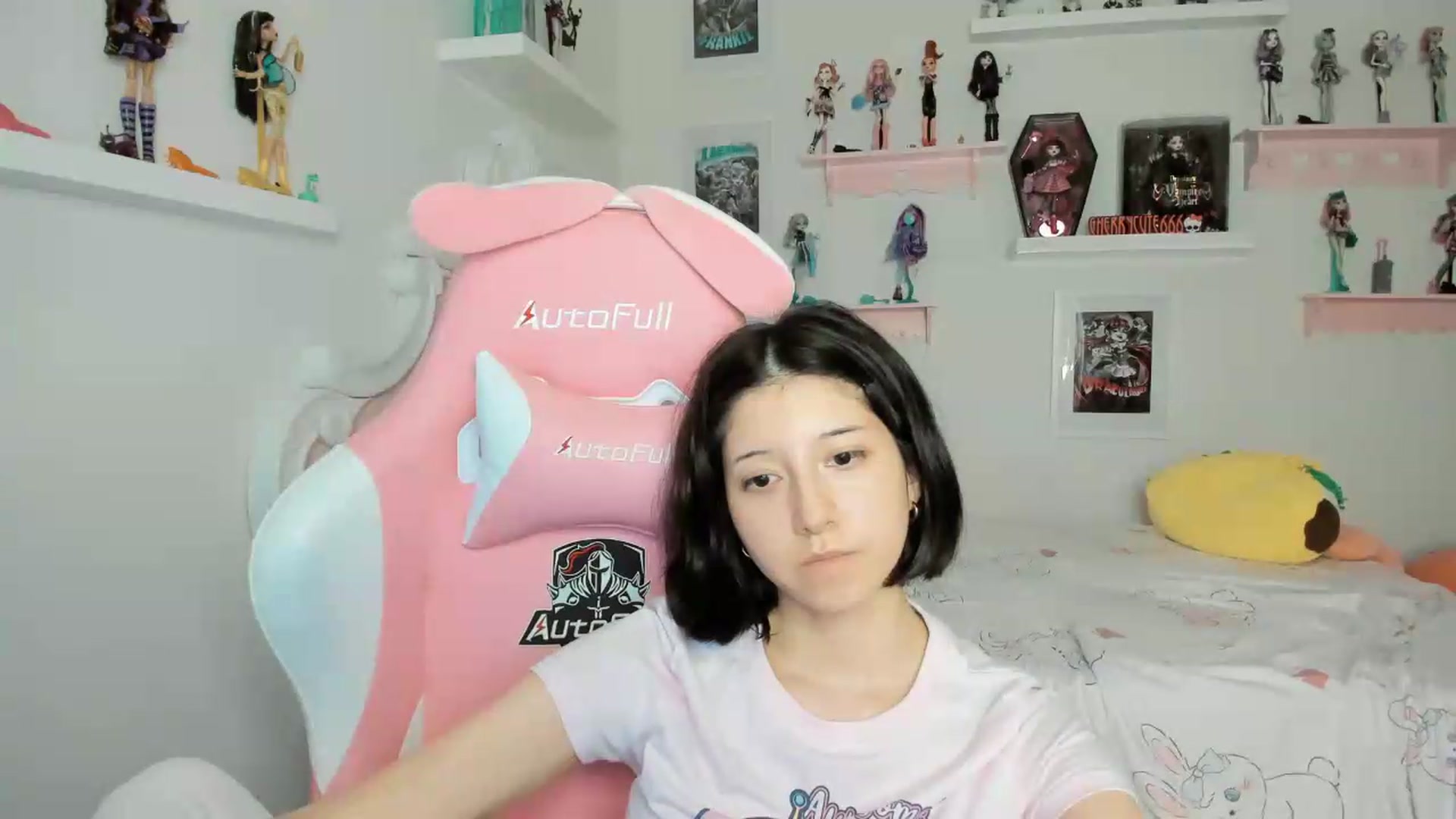 Gallery image thumbnail from Cherrycute666's myfreecams stream on, 05/18/2026, 06:26 image 20 of 20