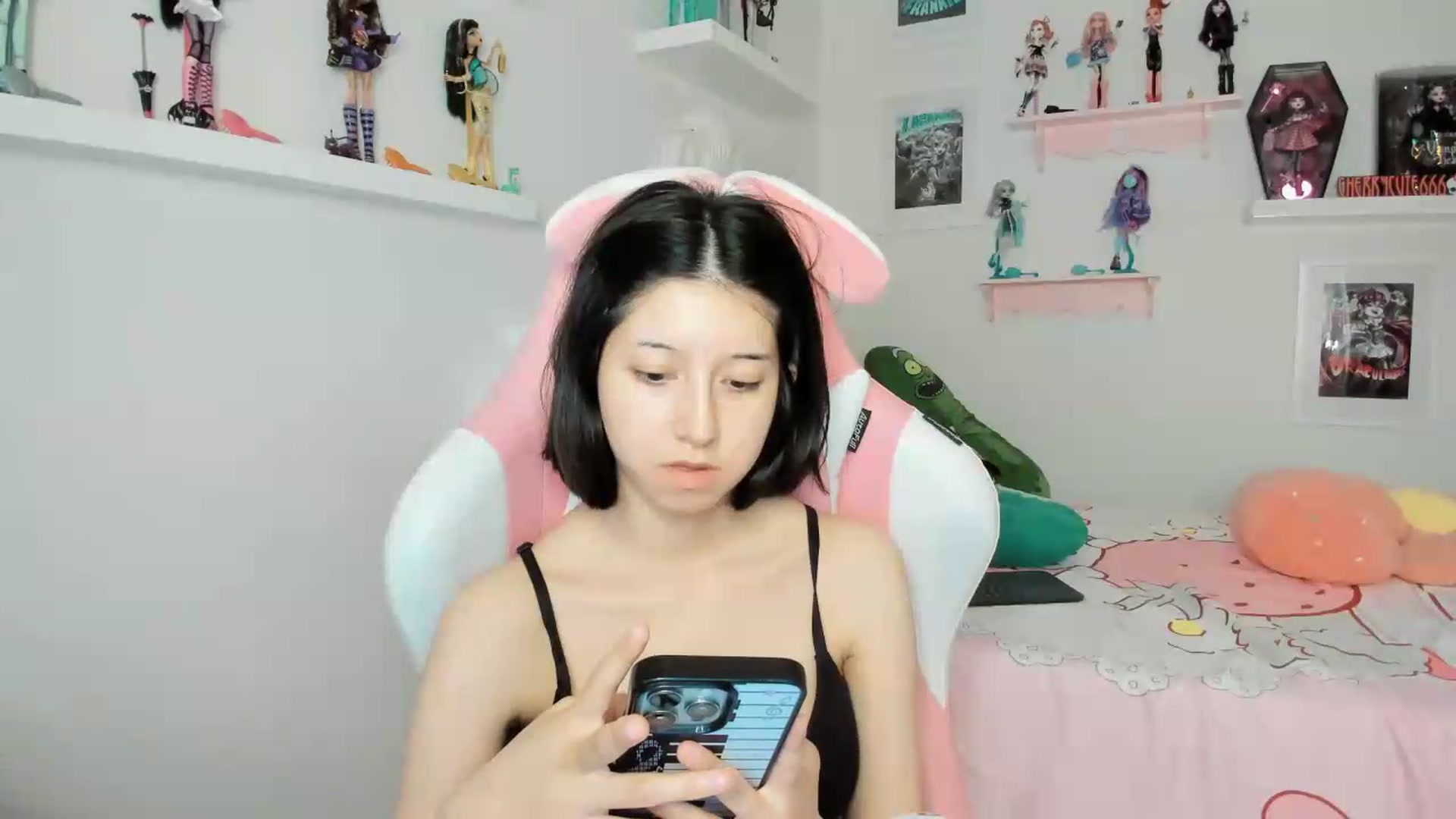 Gallery image thumbnail from Cherrycute666's myfreecams stream on, 05/21/2026, 05:32 image 5 of 20