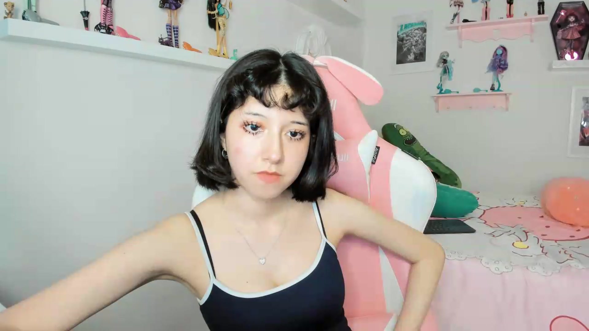Gallery image thumbnail from Cherrycute666's myfreecams stream on, 05/22/2026, 03:29 image 4 of 20
