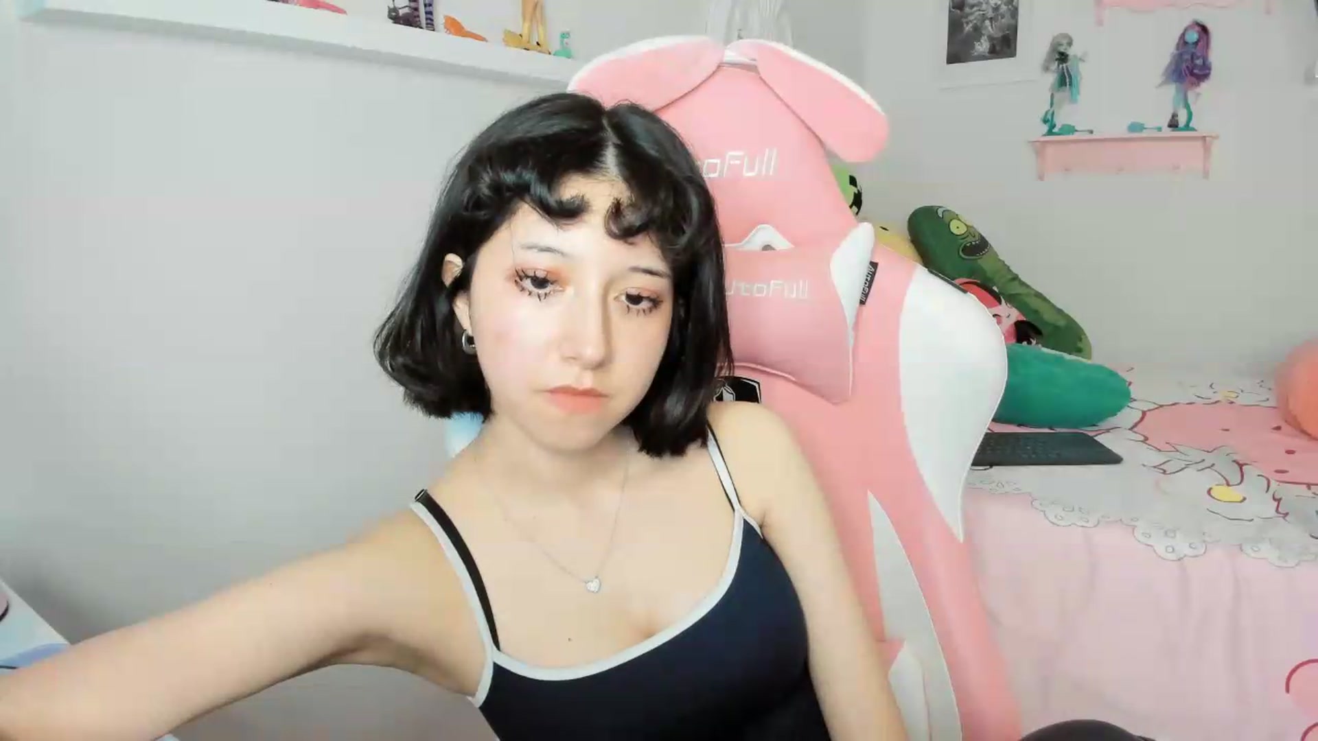 Gallery image thumbnail from Cherrycute666's myfreecams stream on, 05/22/2026, 03:29 image 15 of 20