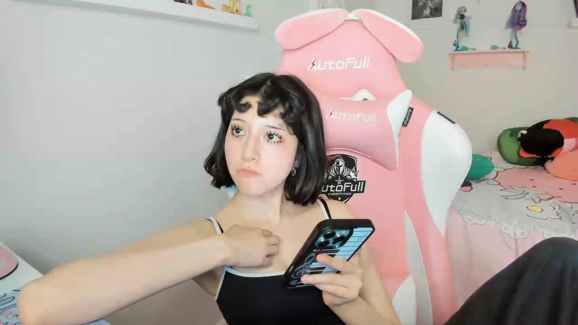 Gallery image thumbnail from Cherrycute666's myfreecams stream on, 05/22/2026, 05:44 image 5 of 20
