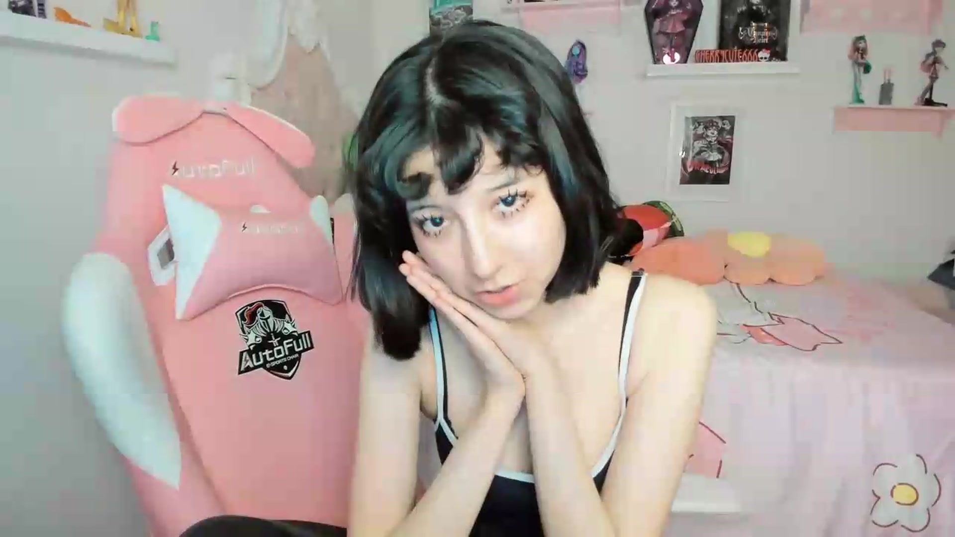 Gallery image thumbnail from Cherrycute666's myfreecams stream on, 05/22/2026, 05:44 image 11 of 20