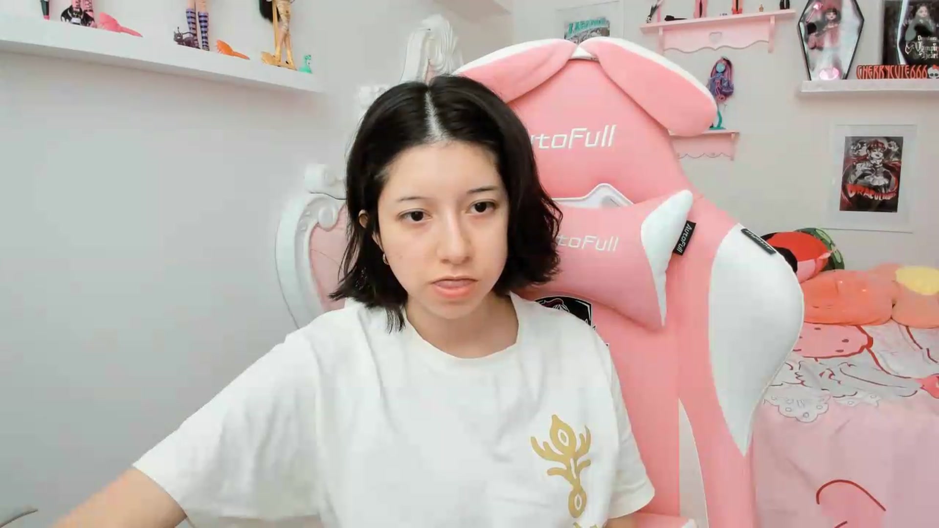 Gallery image thumbnail from Cherrycute666's myfreecams stream on, 05/22/2026, 21:09 image 19 of 20