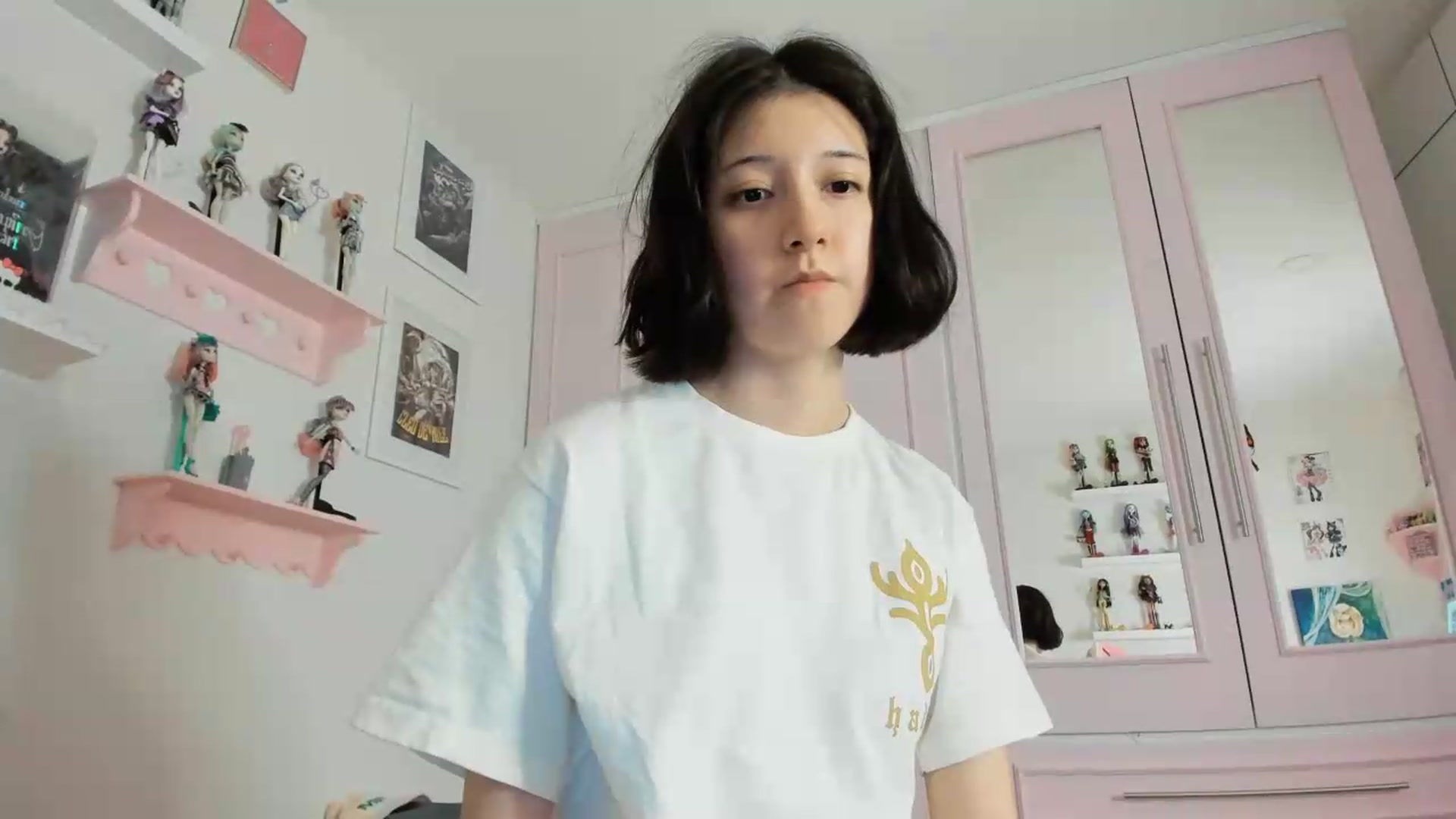 Gallery image thumbnail from Cherrycute666's myfreecams stream on, 05/23/2026, 06:16 image 7 of 20