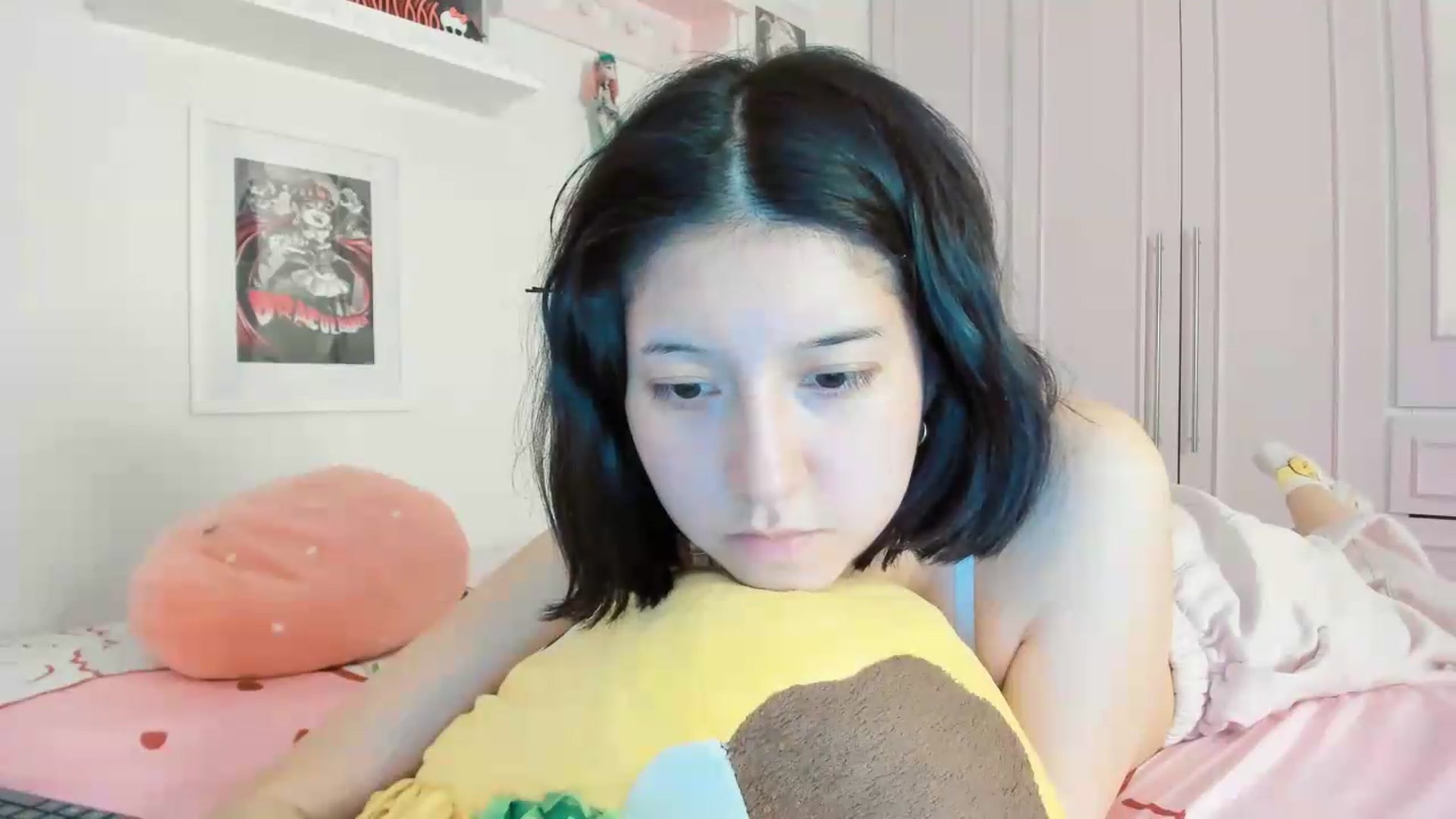 Gallery image thumbnail from Cherrycute666's myfreecams stream on, 05/28/2026, 07:37 image 17 of 20