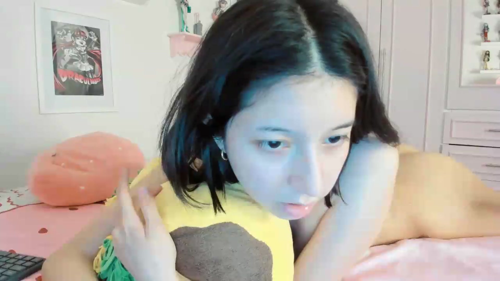 Gallery image thumbnail from Cherrycute666's myfreecams stream on, 05/28/2026, 07:37 image 14 of 20