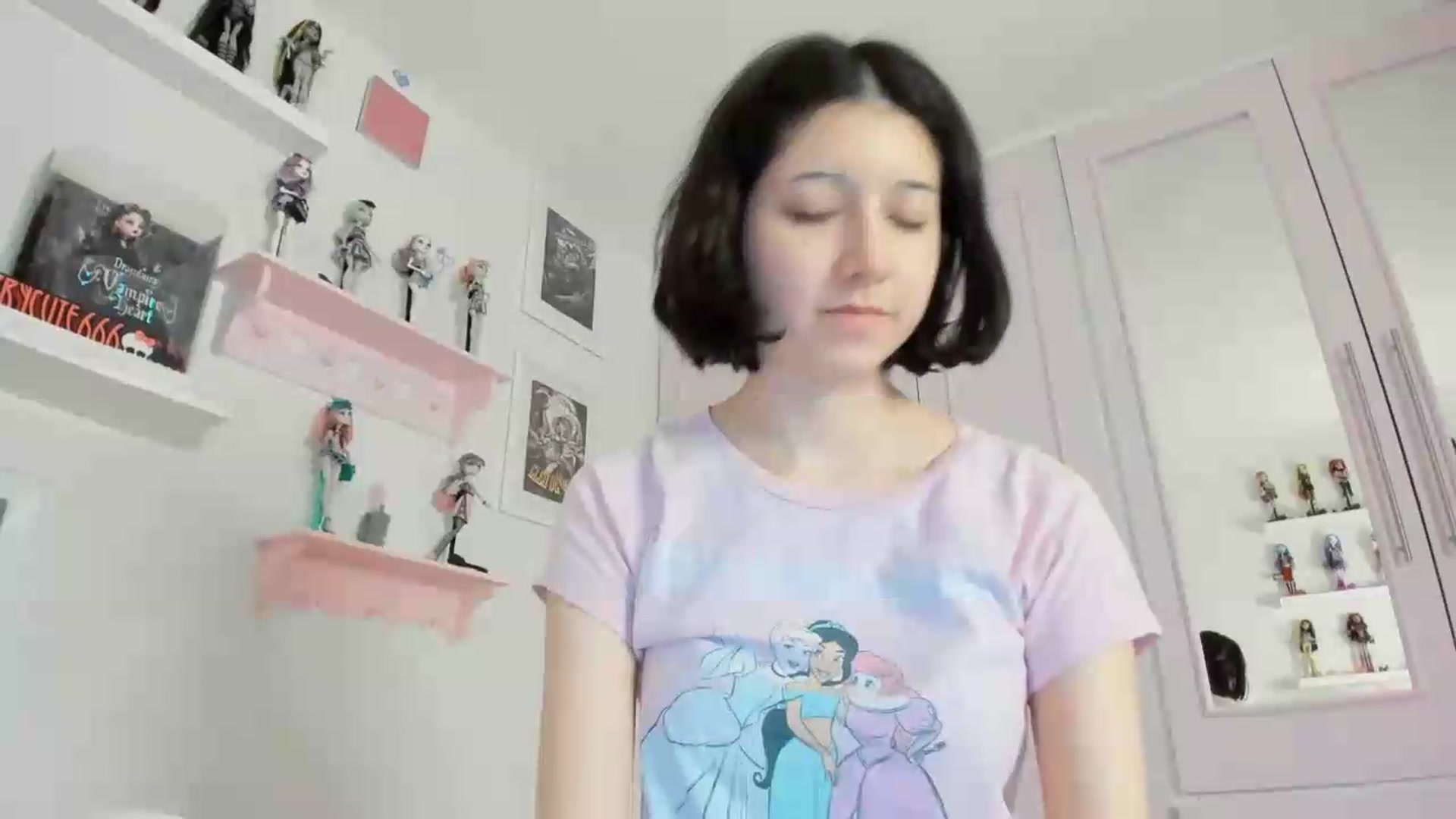Gallery image thumbnail from Cherrycute666's myfreecams stream on, 05/28/2026, 08:38 image 3 of 20
