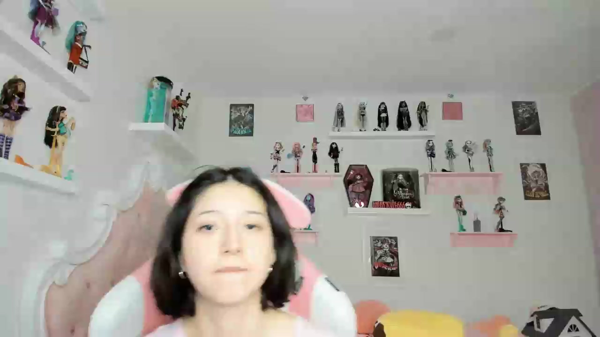 Gallery image thumbnail from Cherrycute666's myfreecams stream on, 05/28/2026, 08:38 image 7 of 20