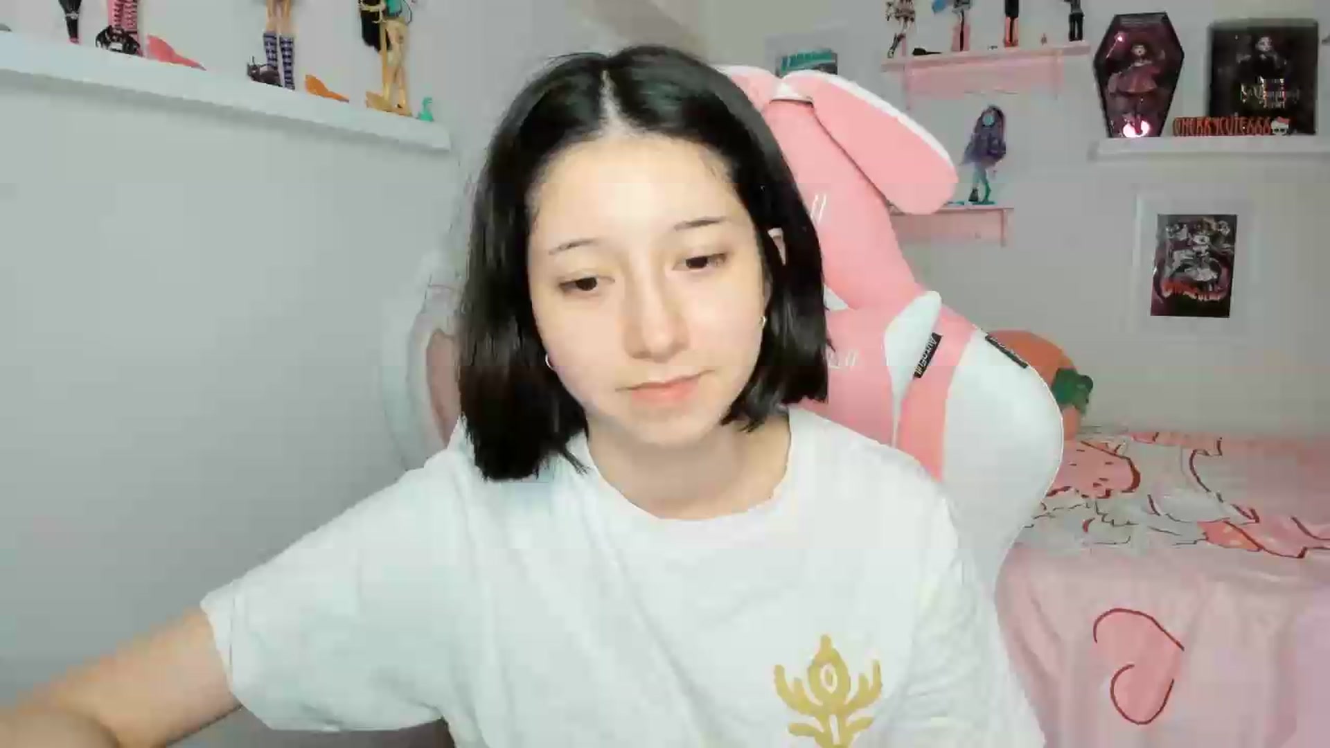 Gallery image thumbnail from Cherrycute666's myfreecams stream on, 05/29/2026, 09:03 image 1 of 20