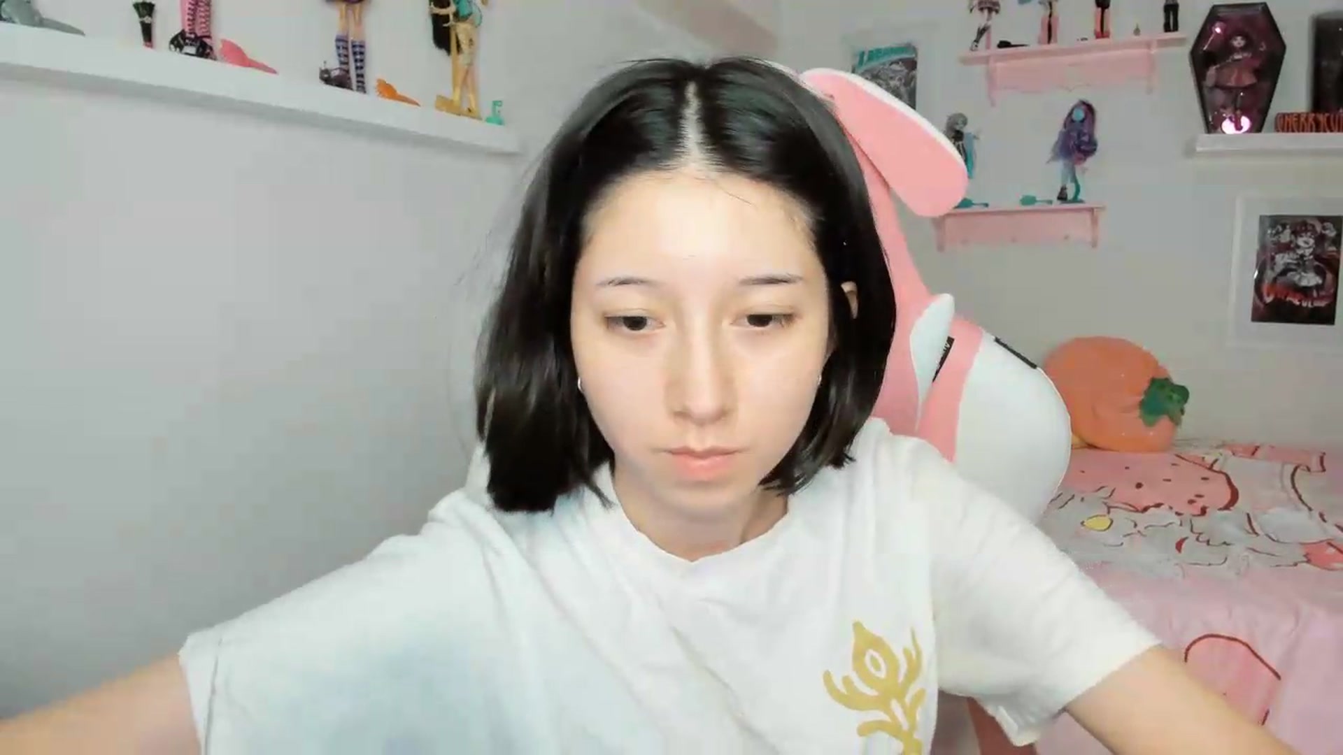 Gallery image thumbnail from Cherrycute666's myfreecams stream on, 05/29/2026, 09:03 image 4 of 20