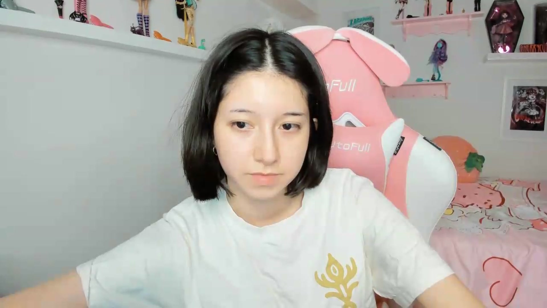 Gallery image thumbnail from Cherrycute666's myfreecams stream on, 05/29/2026, 09:03 image 6 of 20
