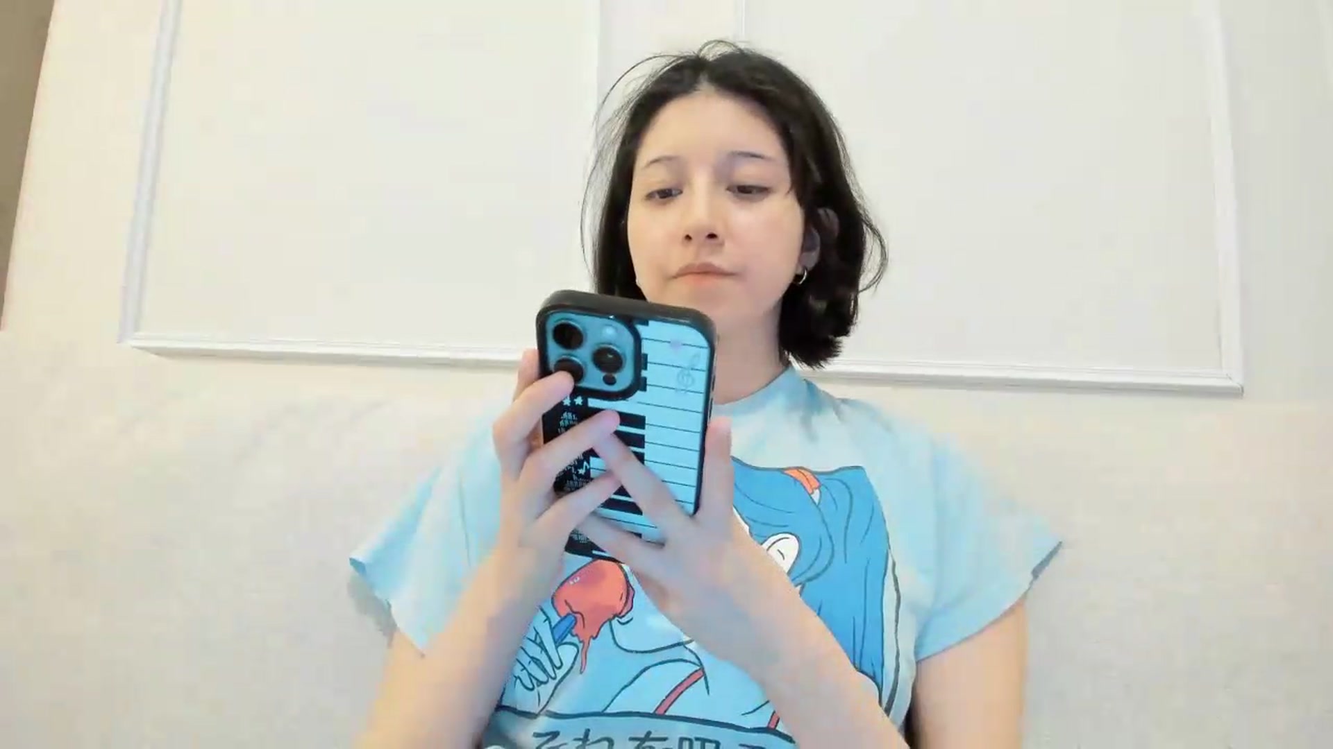 Gallery image thumbnail from Cherrycute666's myfreecams stream on, 06/12/2026, 04:57 image 12 of 20
