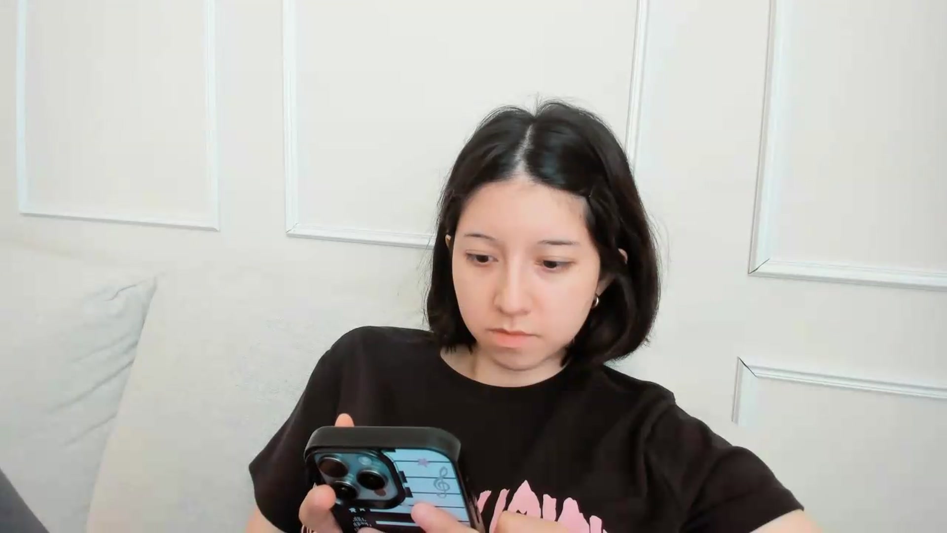 Gallery image thumbnail from Cherrycute666's myfreecams stream on, 06/12/2026, 22:06 image 4 of 20