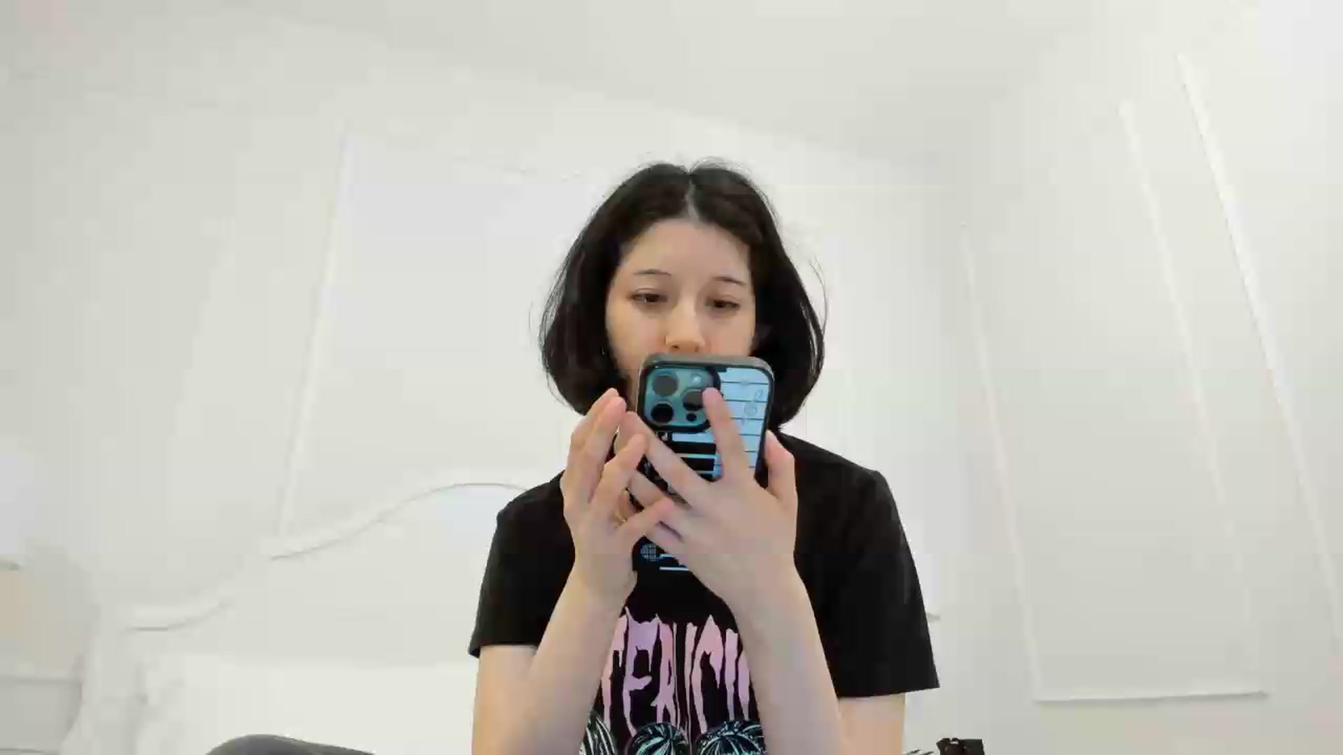 Gallery image thumbnail from Cherrycute666's myfreecams stream on, 06/13/2026, 05:43 image 1 of 20