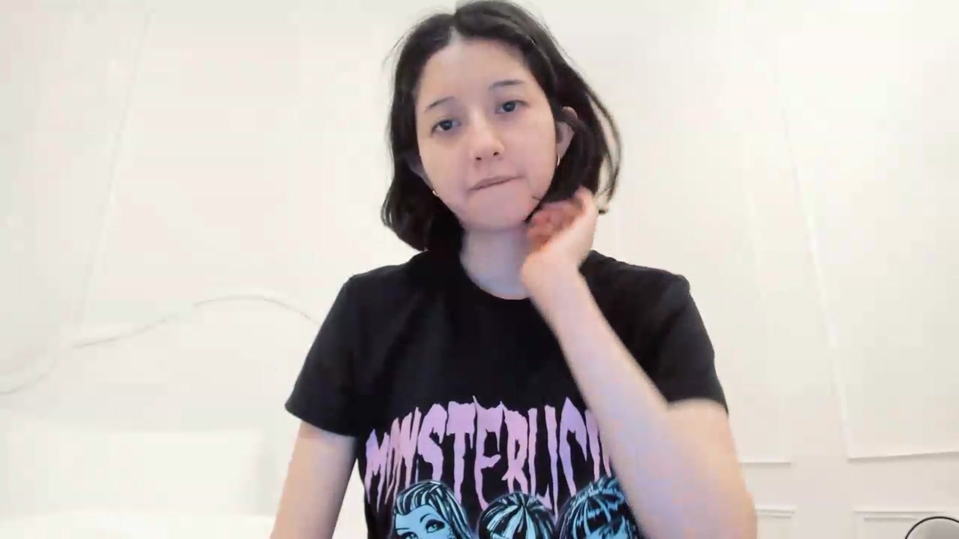 Gallery image thumbnail from Cherrycute666's myfreecams stream on, 06/13/2026, 05:43 image 7 of 20