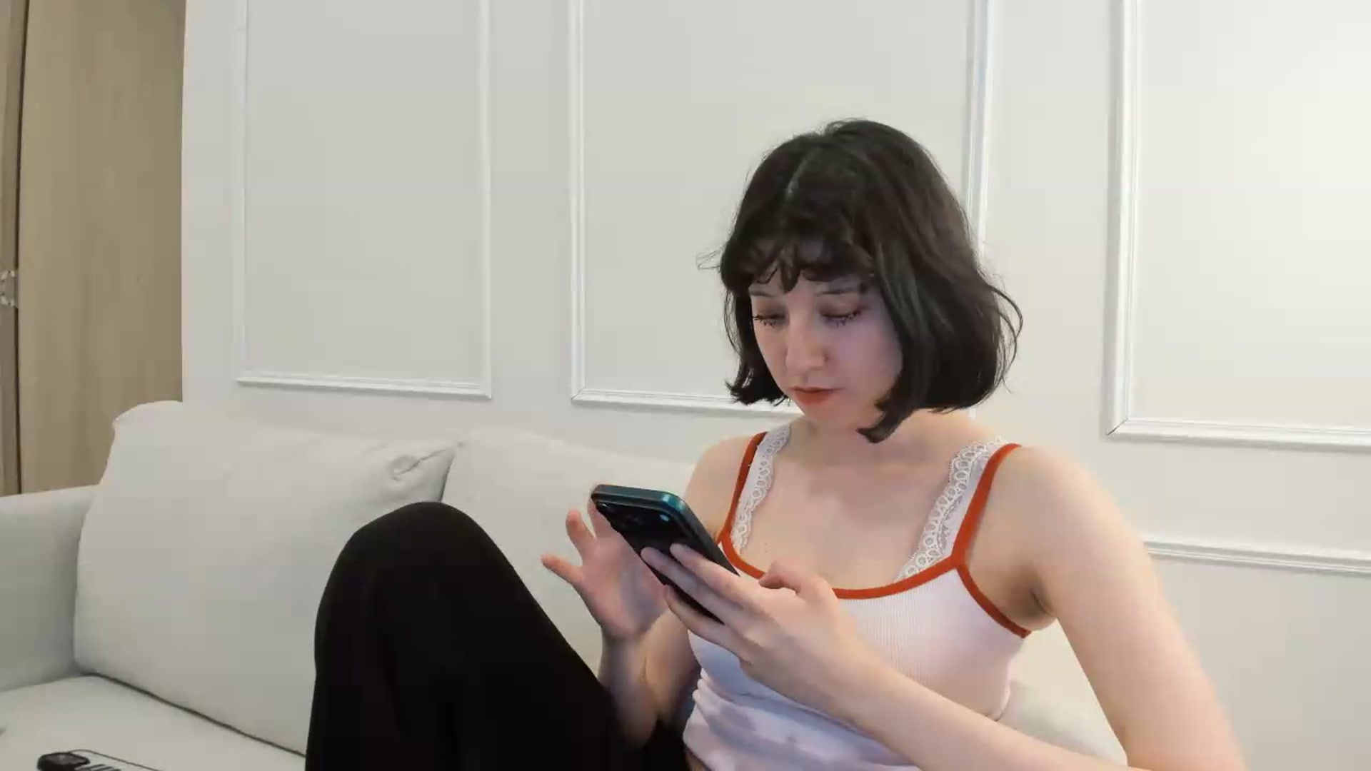 Gallery image thumbnail from Cherrycute666's myfreecams stream on, 06/15/2026, 07:01 image 6 of 20
