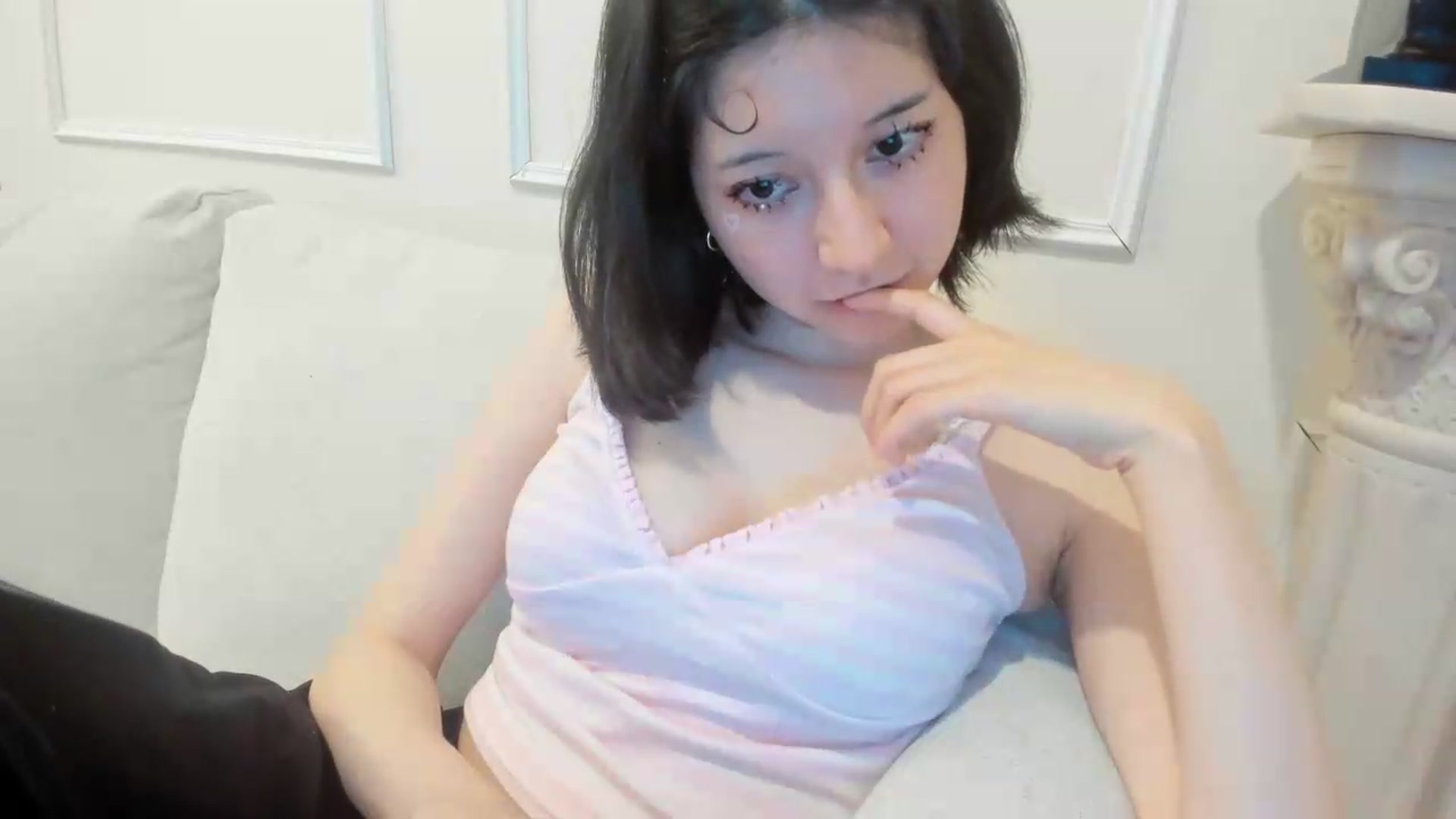 Gallery image thumbnail from Cherrycute666's myfreecams stream on, 06/21/2026, 06:21 image 20 of 20