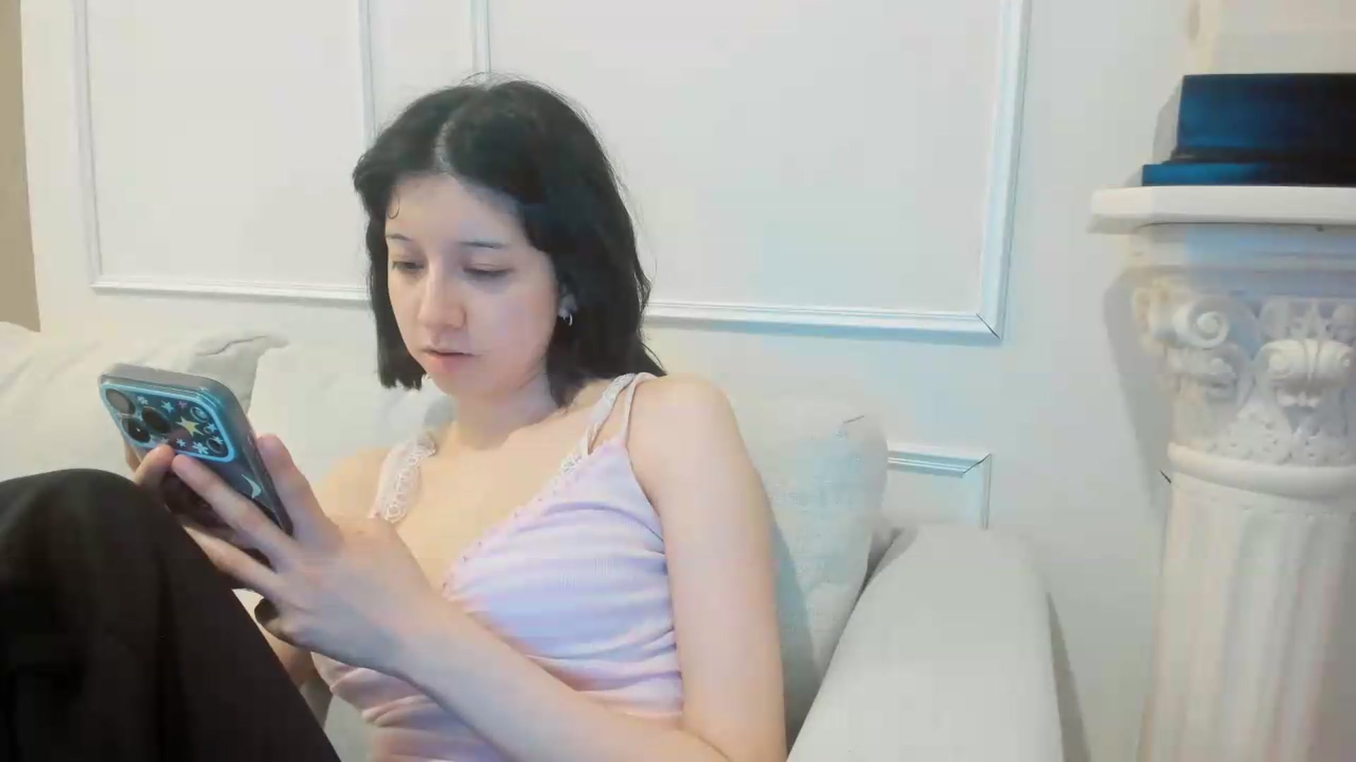 Gallery image thumbnail from Cherrycute666's myfreecams stream on, 06/21/2026, 09:39 image 11 of 20