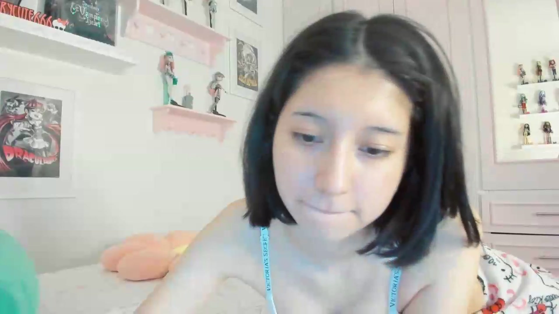 Gallery image thumbnail from Cherrycute666's myfreecams stream on, 06/24/2026, 07:32 image 11 of 20