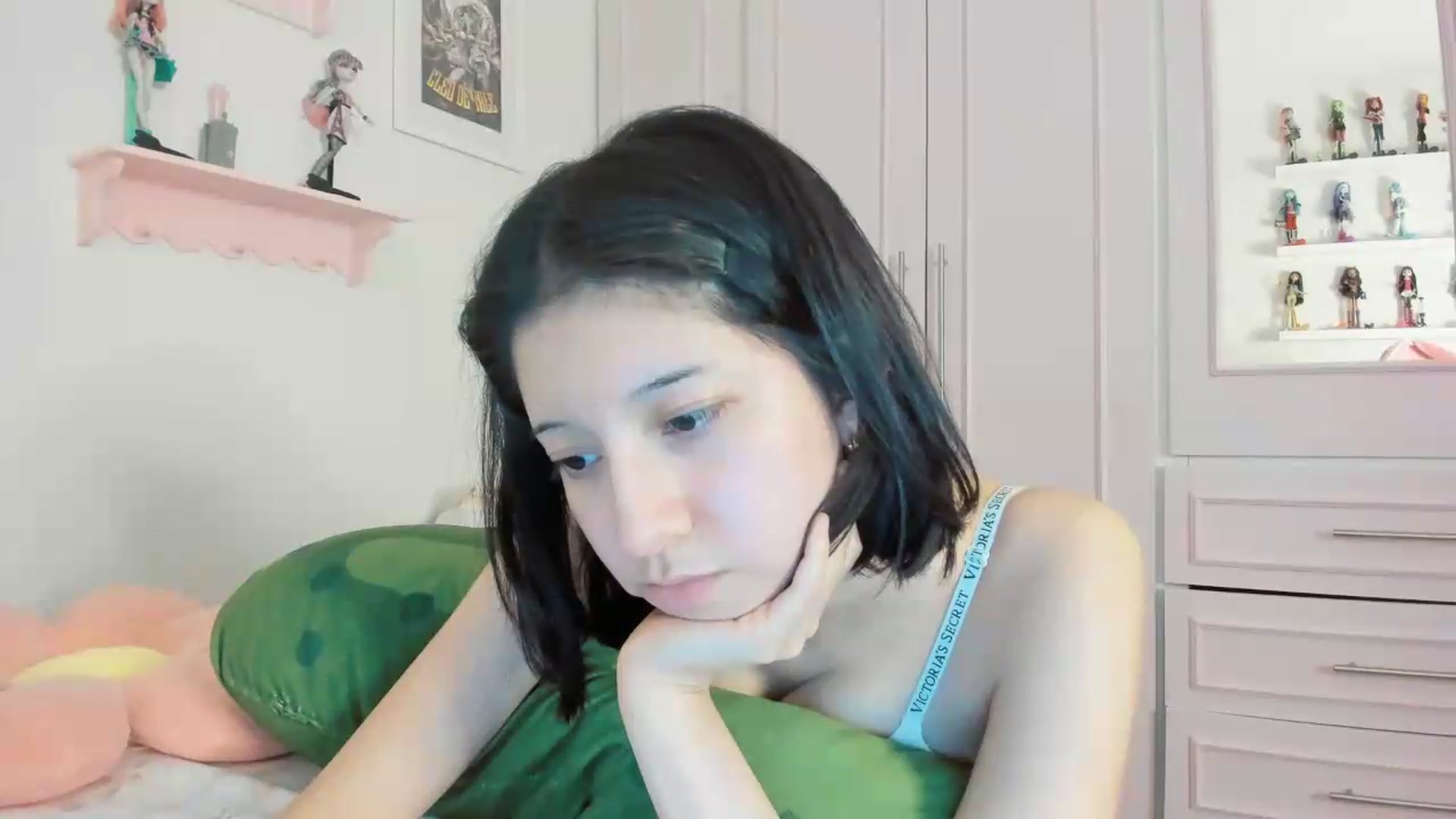 Gallery image thumbnail from Cherrycute666's myfreecams stream on, 06/24/2026, 07:32 image 20 of 20