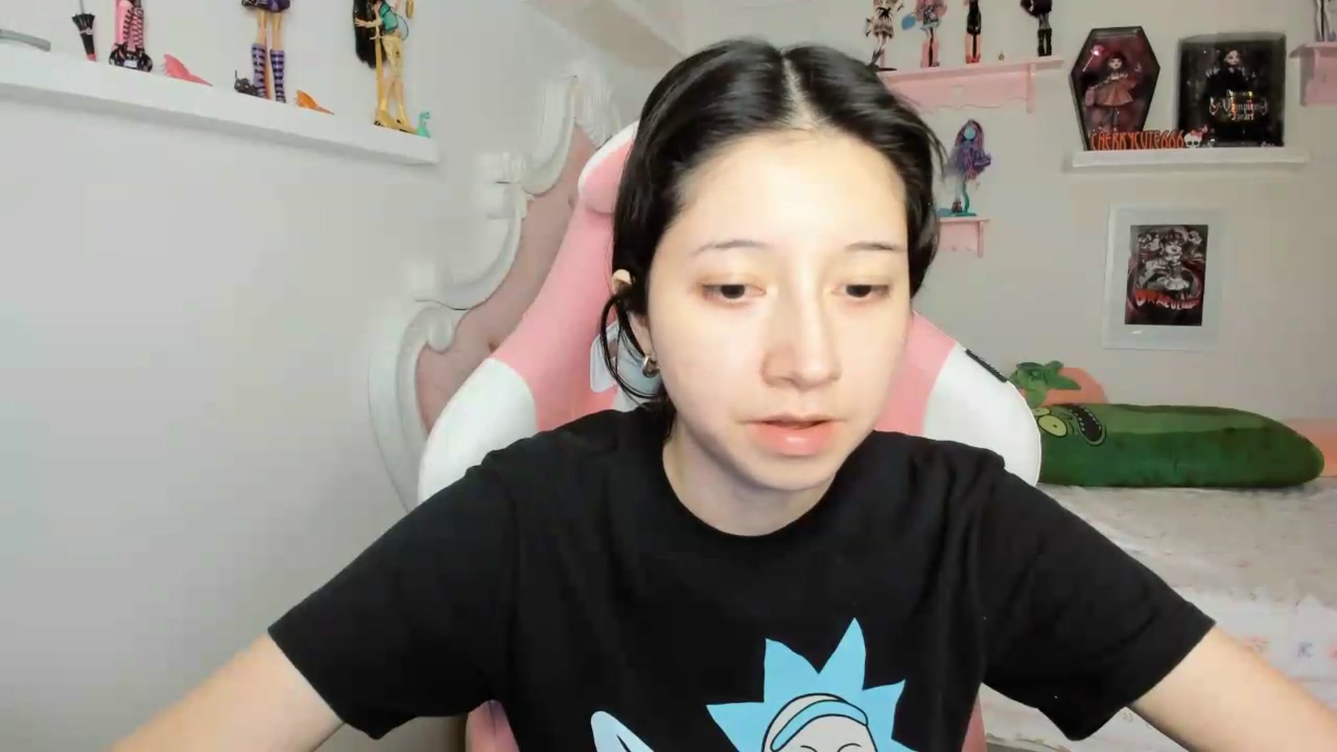 Gallery image thumbnail from Cherrycute666's myfreecams stream on, 06/27/2026, 07:03 image 12 of 20