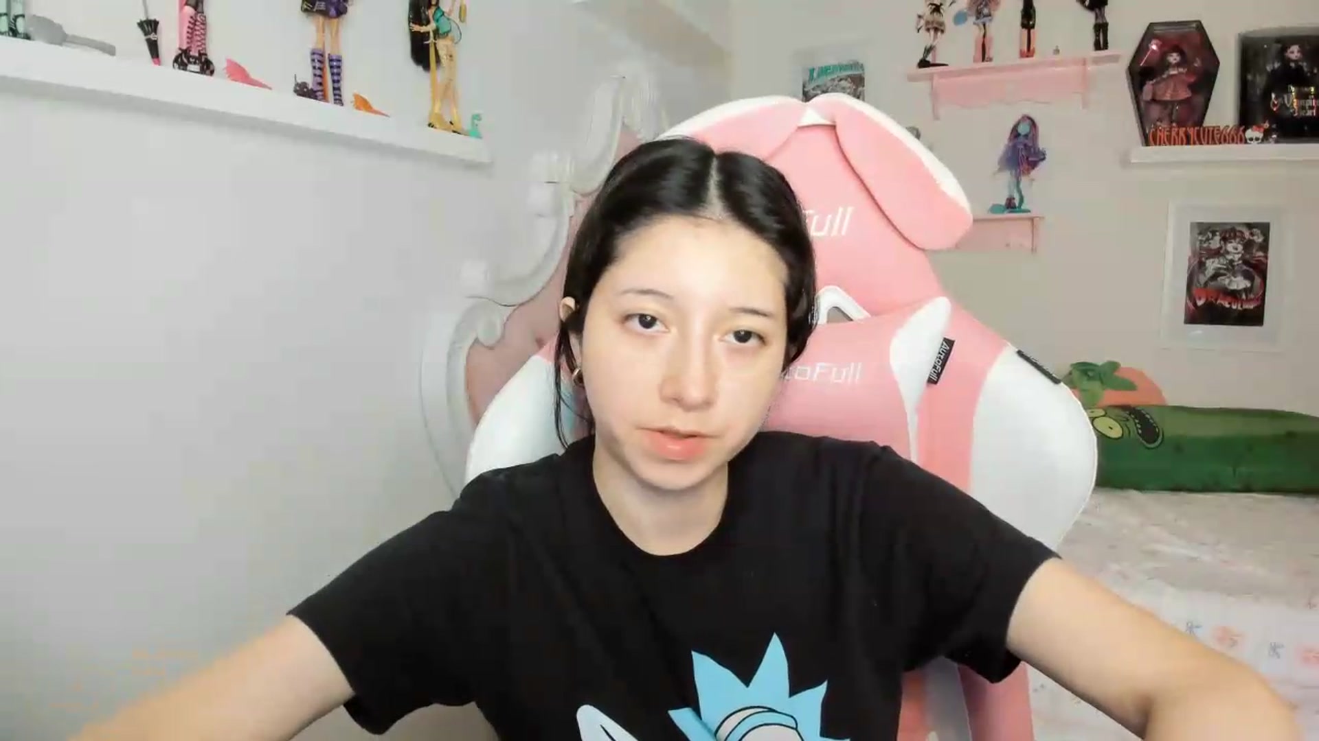 Gallery image thumbnail from Cherrycute666's myfreecams stream on, 06/27/2026, 07:03 image 20 of 20