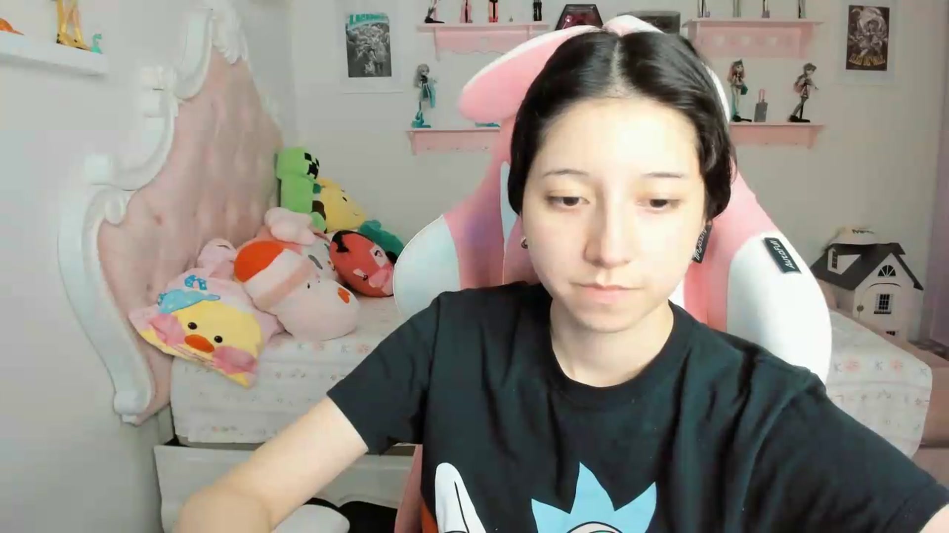 Gallery image thumbnail from Cherrycute666's myfreecams stream on, 06/27/2026, 07:58 image 11 of 20
