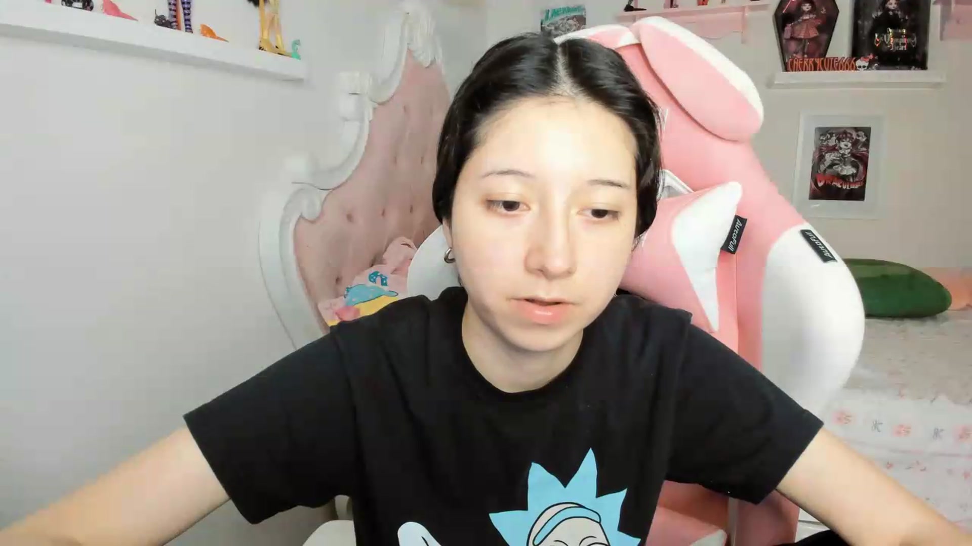 Gallery image thumbnail from Cherrycute666's myfreecams stream on, 06/27/2026, 07:58 image 9 of 20