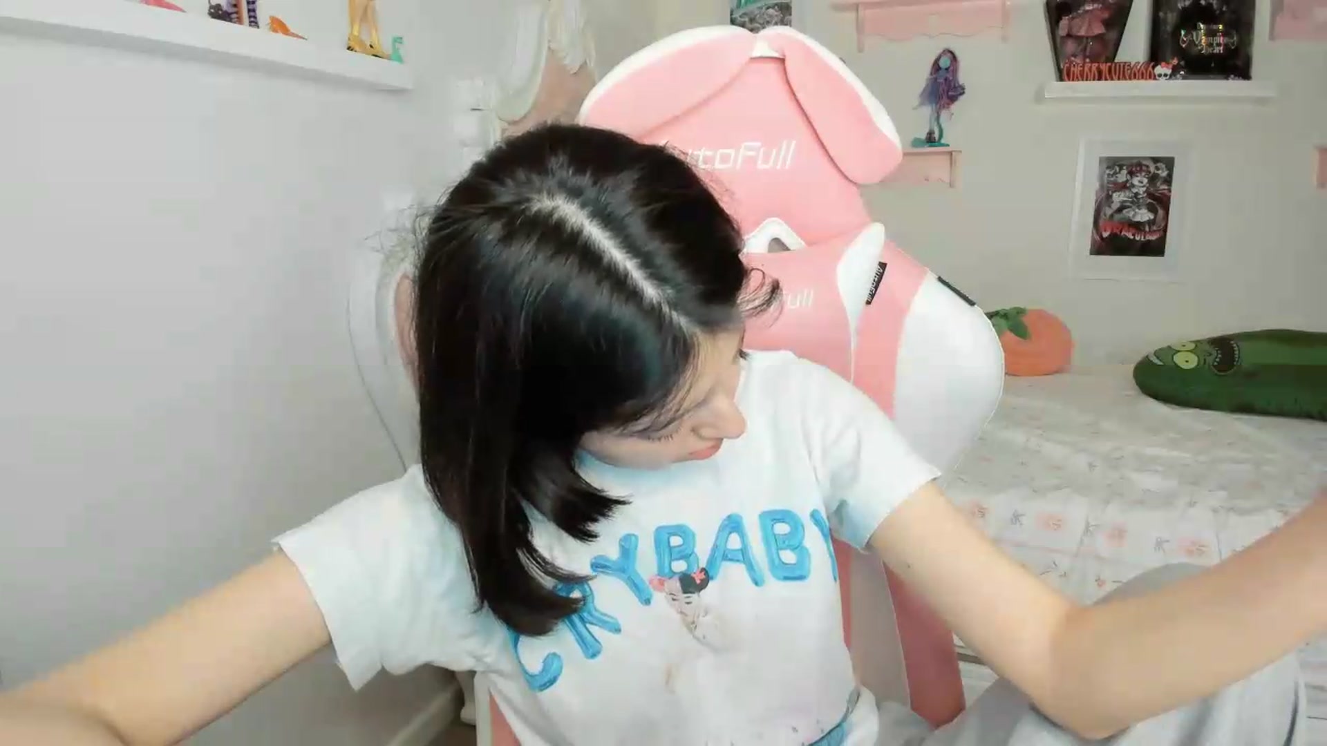 Gallery image thumbnail from Cherrycute666's myfreecams stream on, 06/28/2026, 04:17 image 3 of 20