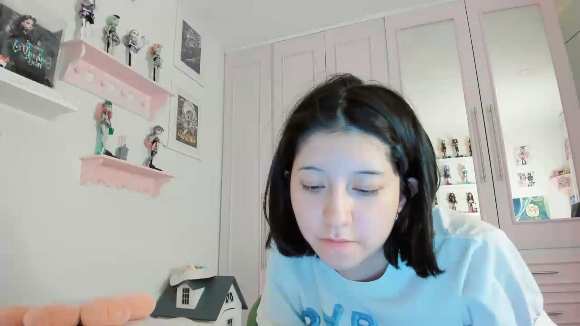 Gallery image thumbnail from Cherrycute666's myfreecams stream on, 06/28/2026, 09:56 image 2 of 20