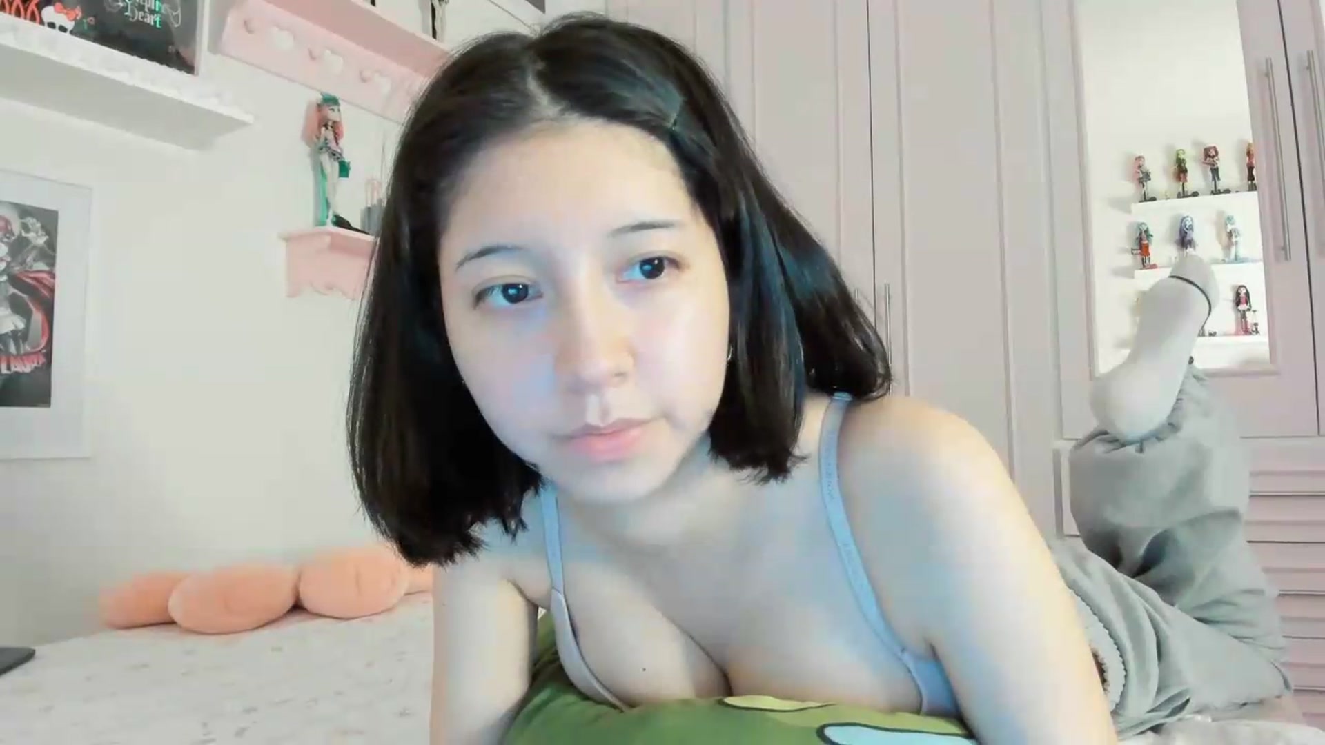 Gallery image thumbnail from Cherrycute666's myfreecams stream on, 06/28/2026, 10:30 image 15 of 20