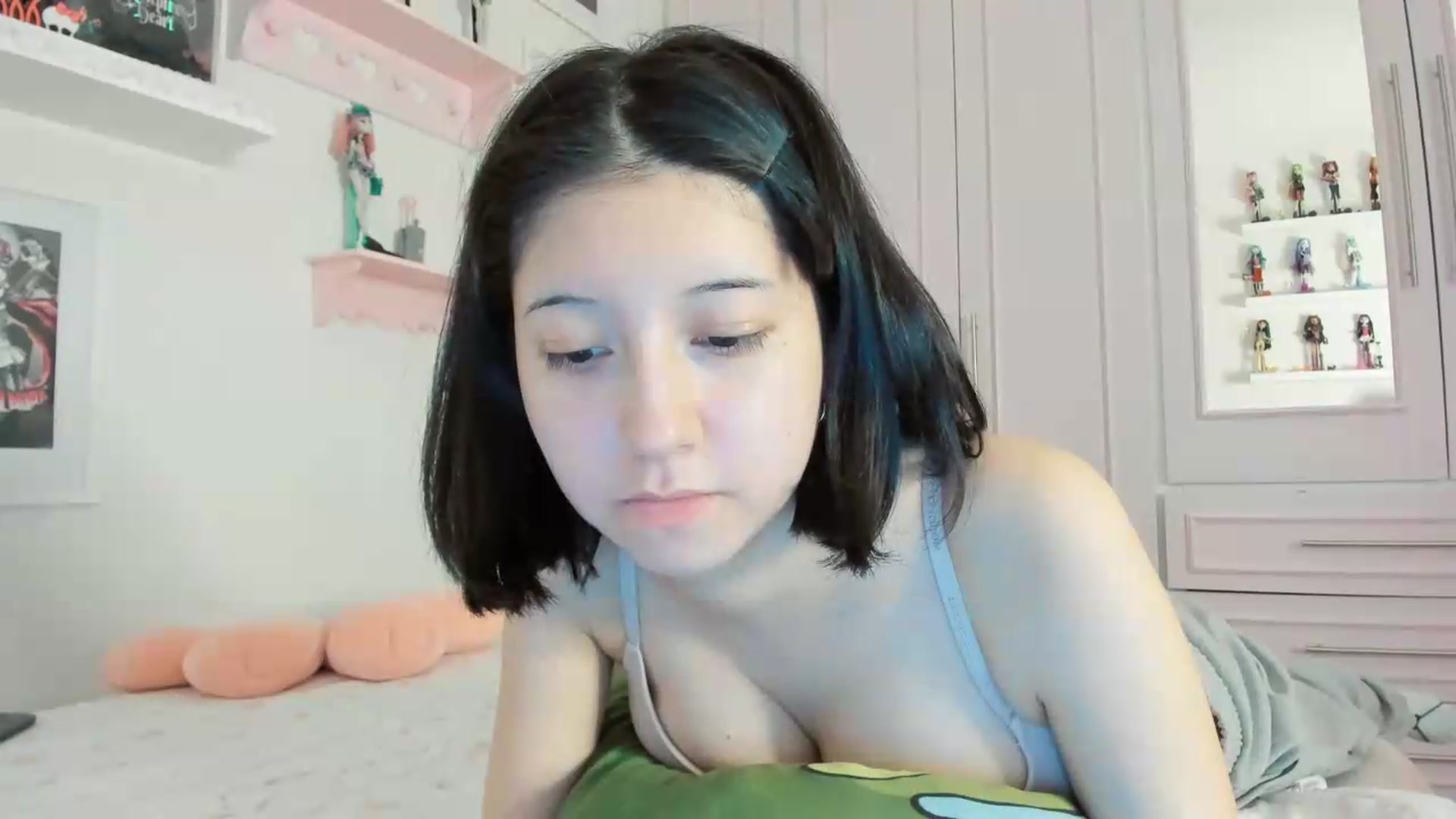Gallery image thumbnail from Cherrycute666's myfreecams stream on, 06/28/2026, 10:30 image 16 of 20