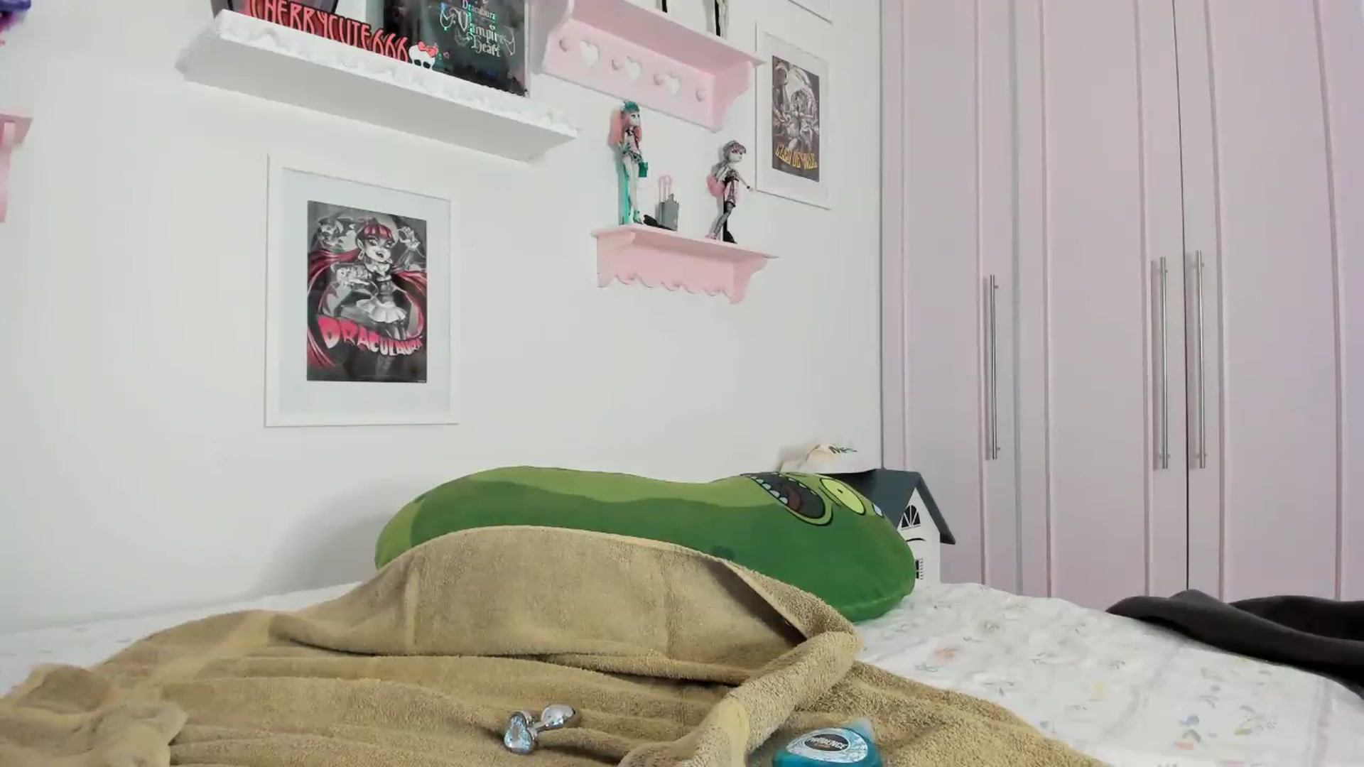 Gallery image thumbnail from Cherrycute666's myfreecams stream on, 07/03/2026, 07:34 image 15 of 20